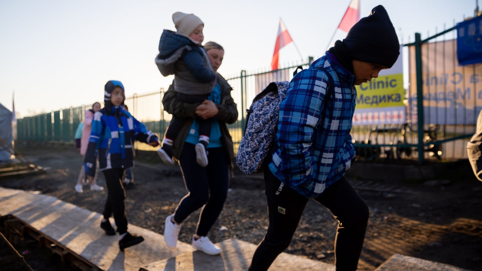 Russland und Belarus schleusen Migranten in die EU