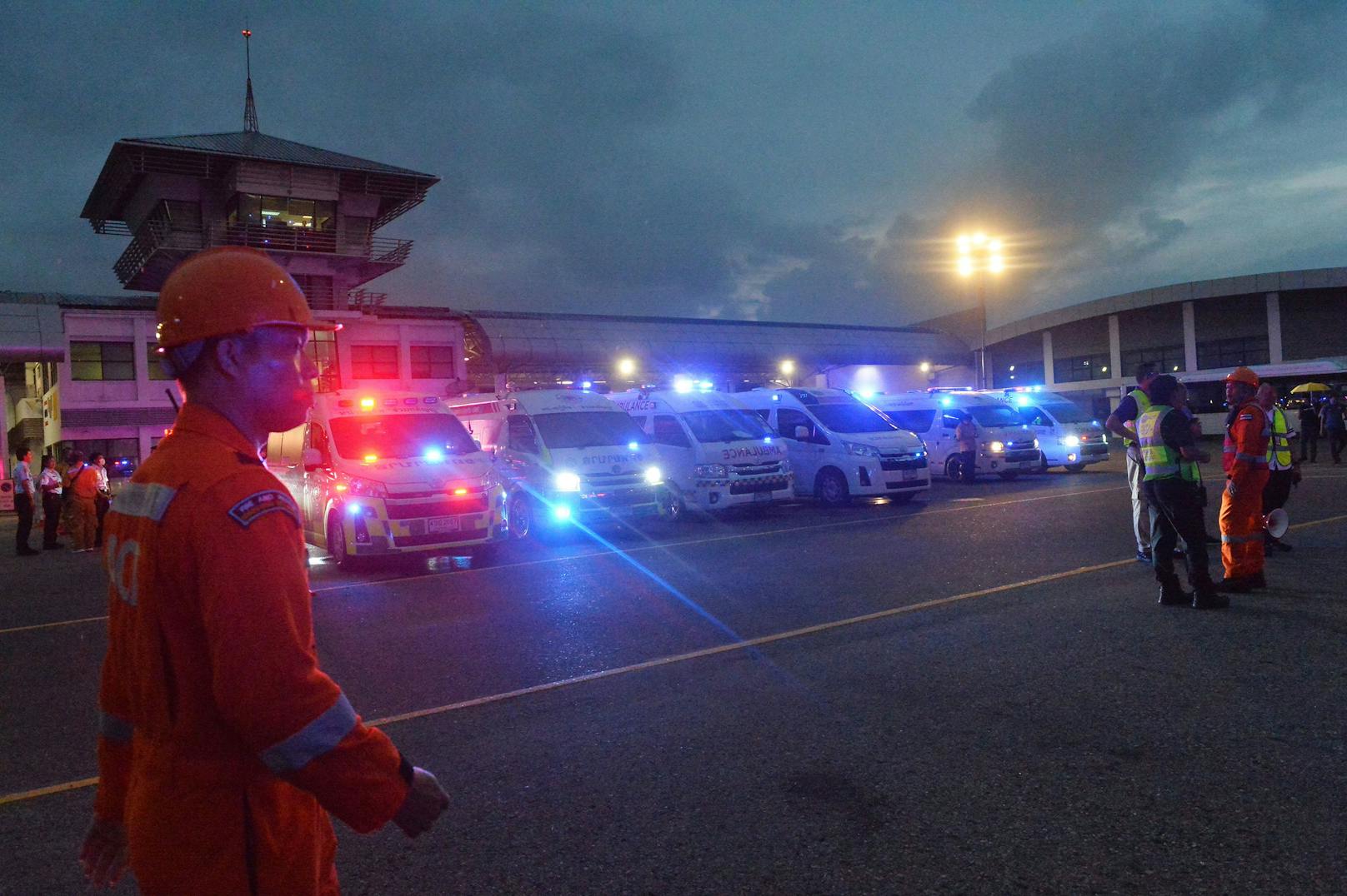 Durch heftige Turbulenzen starb ein 73-jähriger Brite auf dem Singapur Airlines-Flug SQ321. Zahlreiche Passagiere sind noch im Krankenhaus.