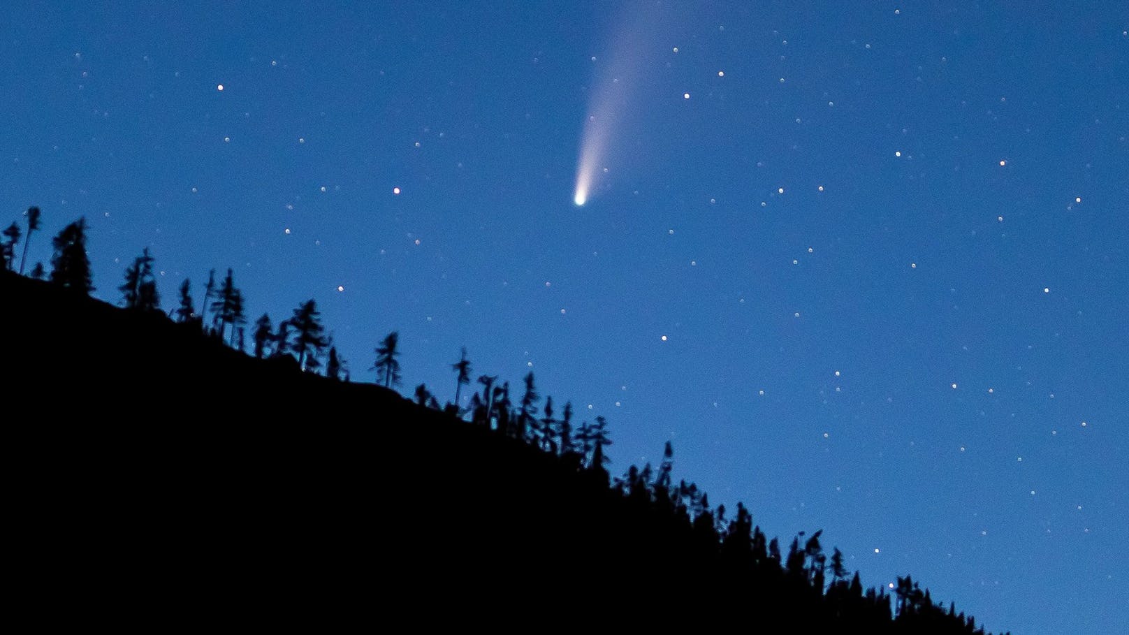 Komet rast auf Erde zu – Experten hoffen auf Sensation
