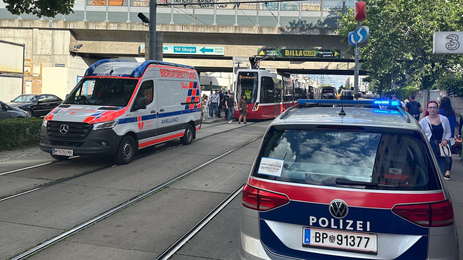 Mädchen (7) in Wien bei Bim-Vollbremsung verletzt
