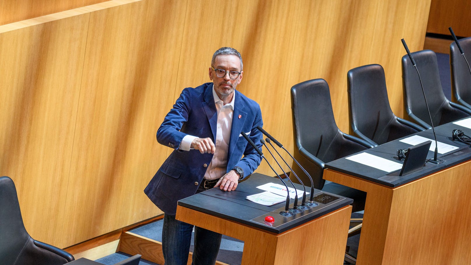 "Kickl-FPÖ zählt europaweit zum rechtsextremen Rand"