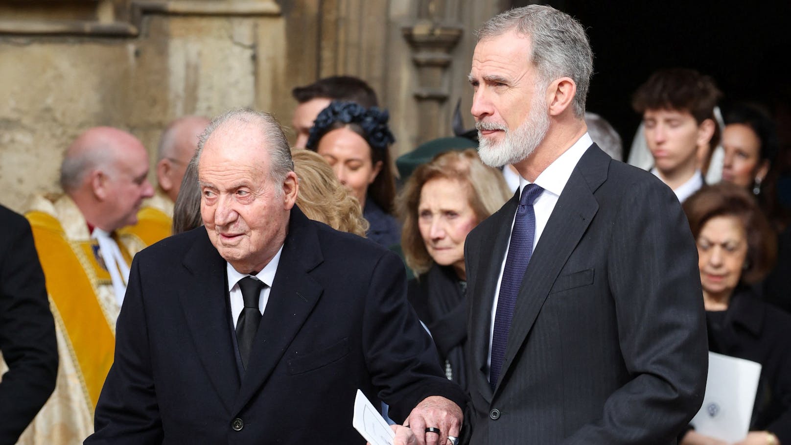 Juan Carlos I und Felipe VI von Spanien.