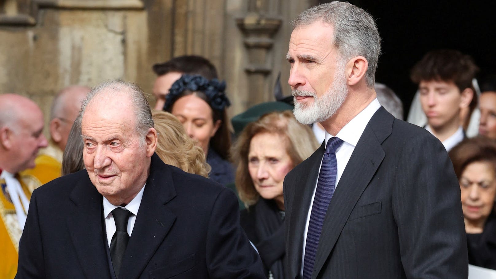 Juan Carlos I und Felipe VI von Spanien.