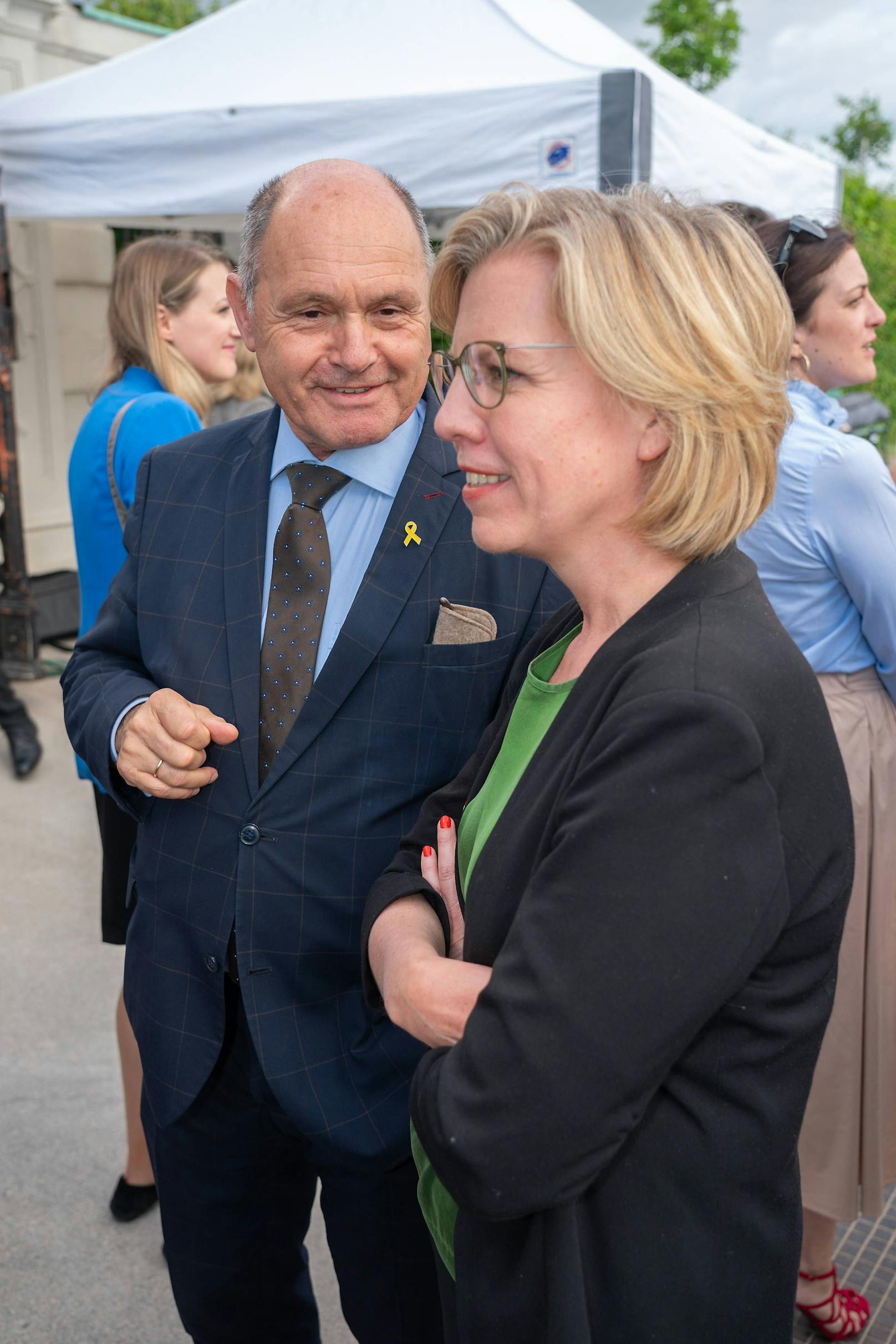 Umwelt-Ministerin Leonore Gewessler mit Nationalratspräsident Wolfgang Sobotka