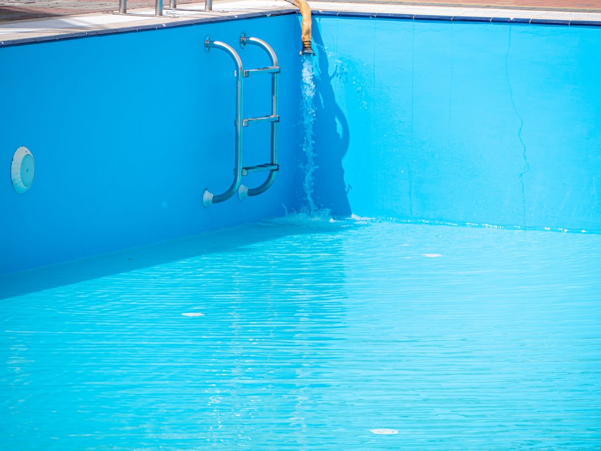 In einigen NÖ-Gemeinden soll das Befüllen von Pools gemeldet werden.