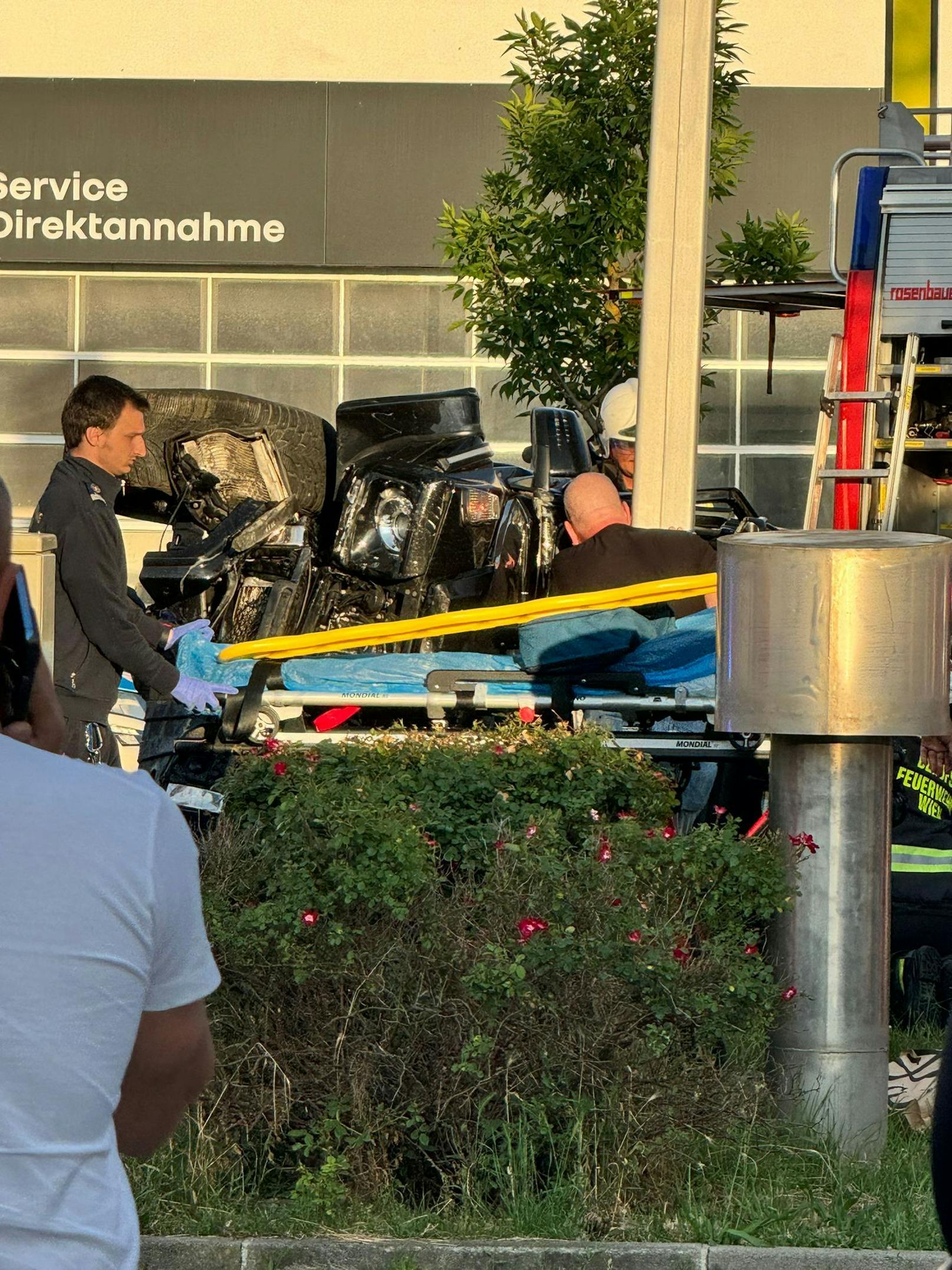 Schwerer Verkehrsunfall im Gewerbepark in der Donaustadt