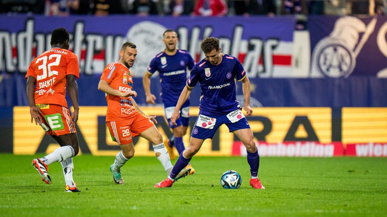 Hartberg-Kapitän macht eine Kampfansage an die Austria. 