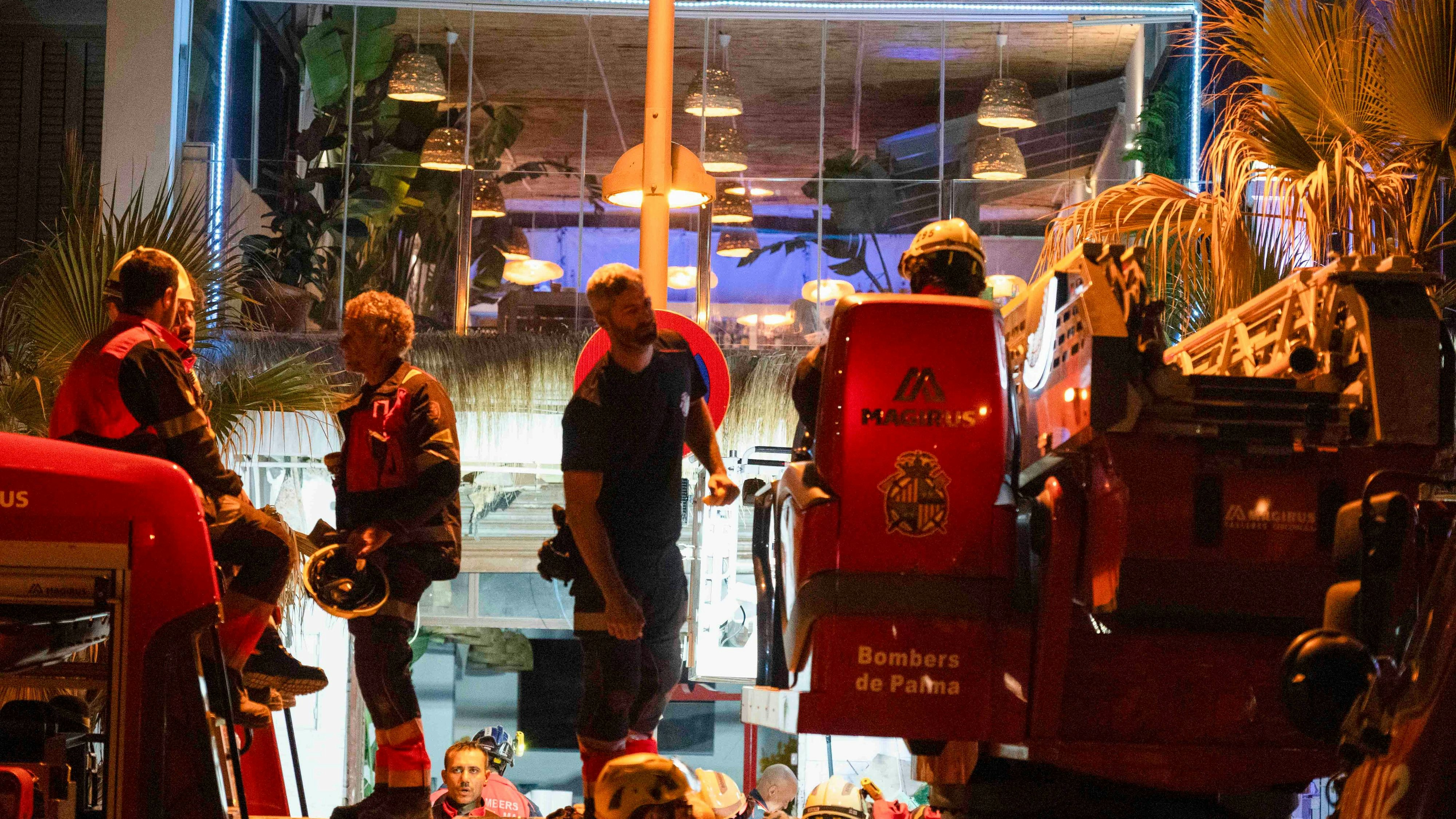 Heute.at - 4 Tote in Mallorca-Club – Österreicher festgenommen!