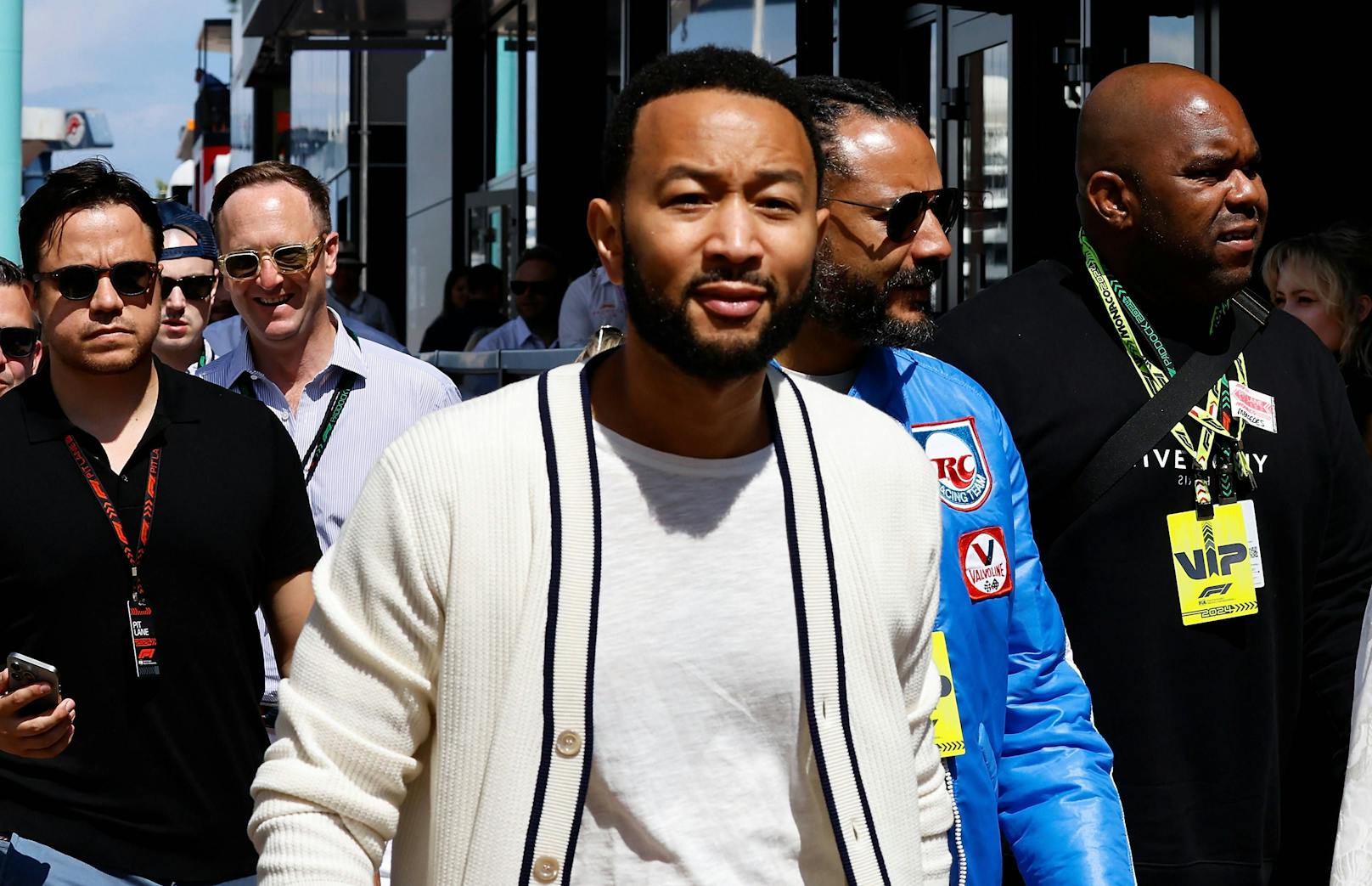 Sänger John Legend im Fahrerlager von Monaco