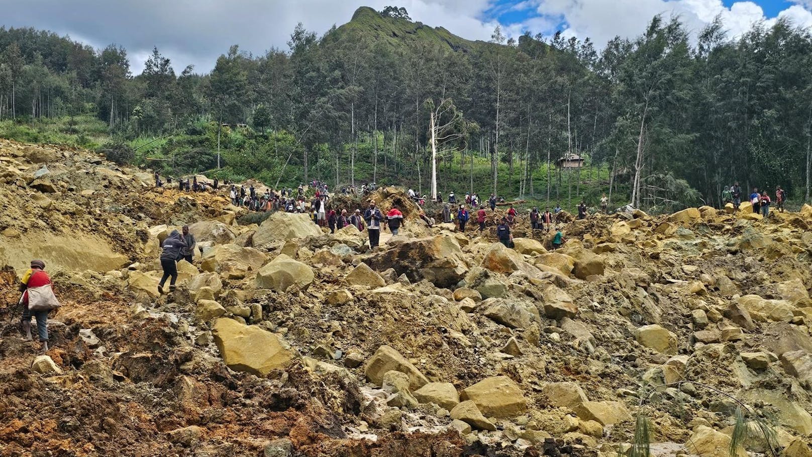 Erdrutsch in Papua-Neuguinea – über 670 Tote!