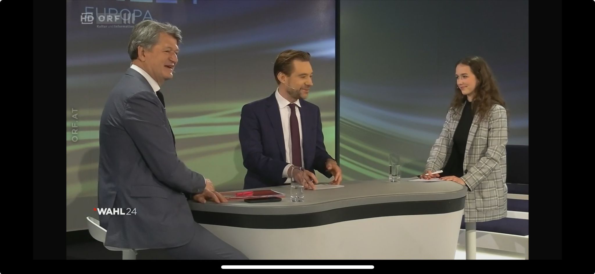 Die Jüngste gegen den Ältesten: Lena Schilling (Grüne) im Wahlduell mit Helmut Brandstätter (NEOS)