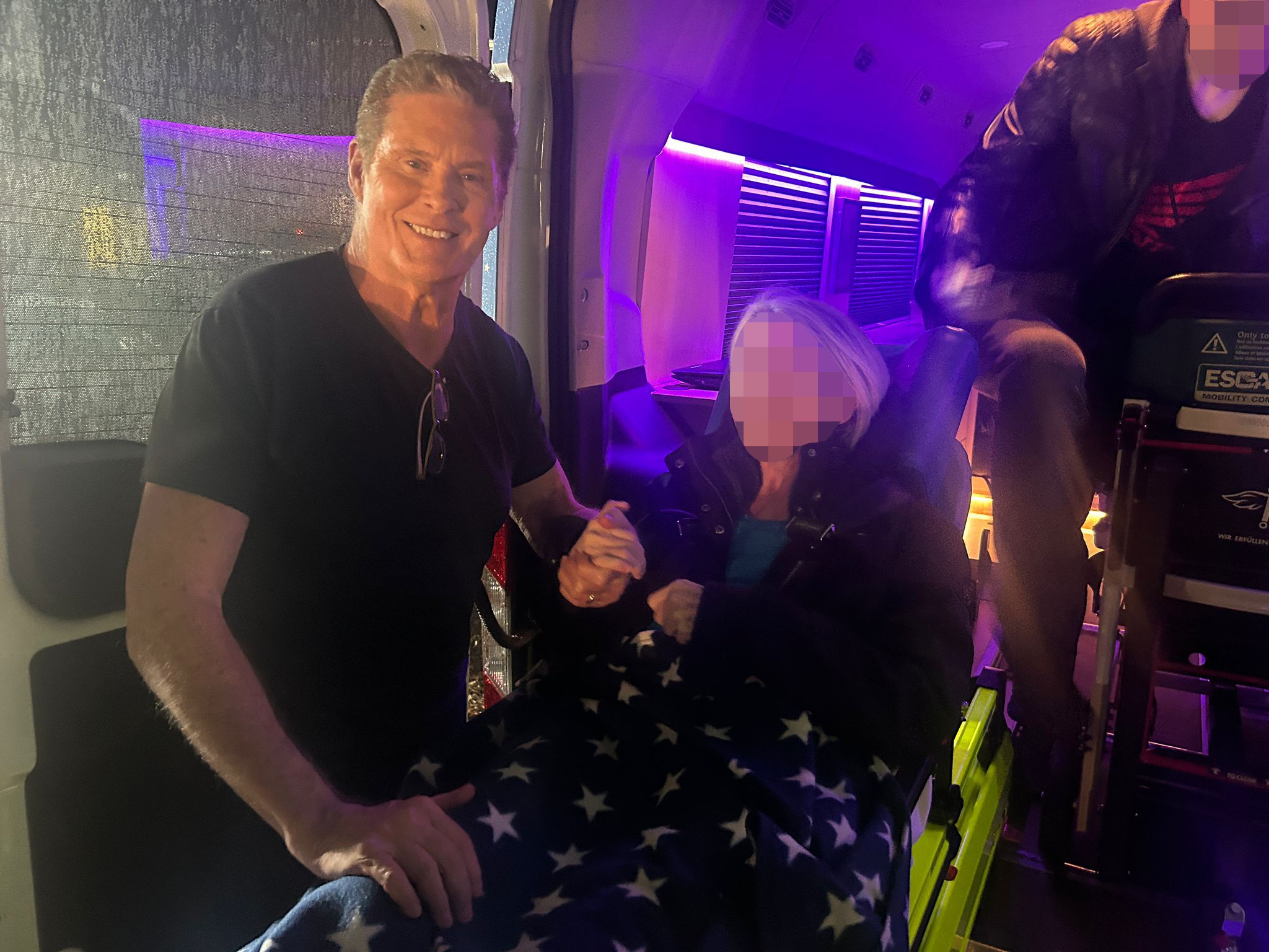 Ein Traum wurde wahr: Die schwer angeschlagene Petra durfte David Hasselhoff treffen.