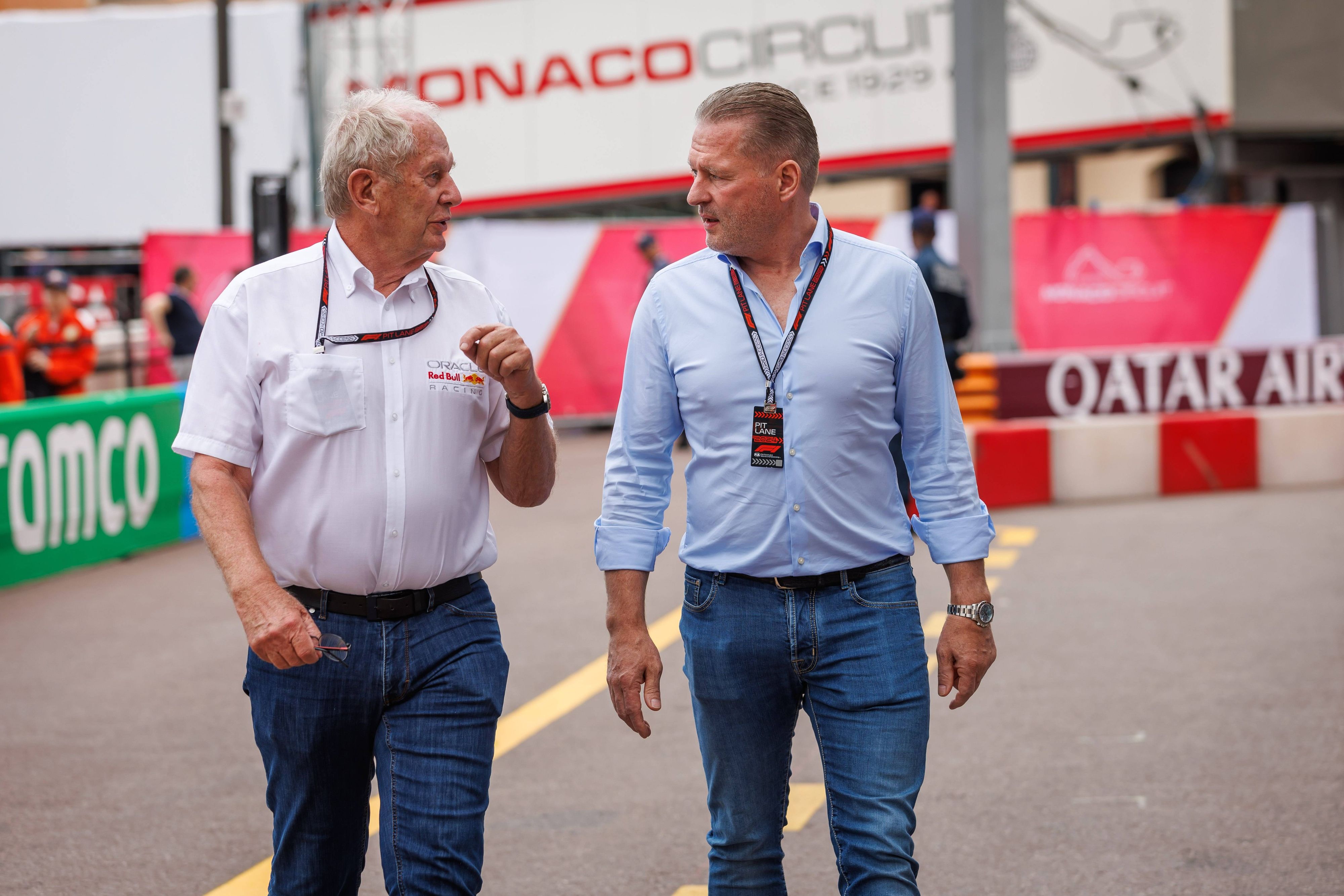 Red-Bull-Motorsportberater Helmut Marko und Jos Verstappen.