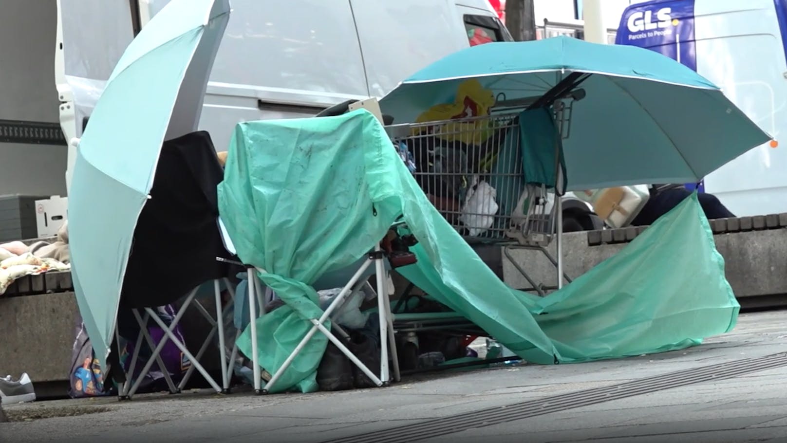 "Obdachlosencamp" auf der Mariahilfer Straße