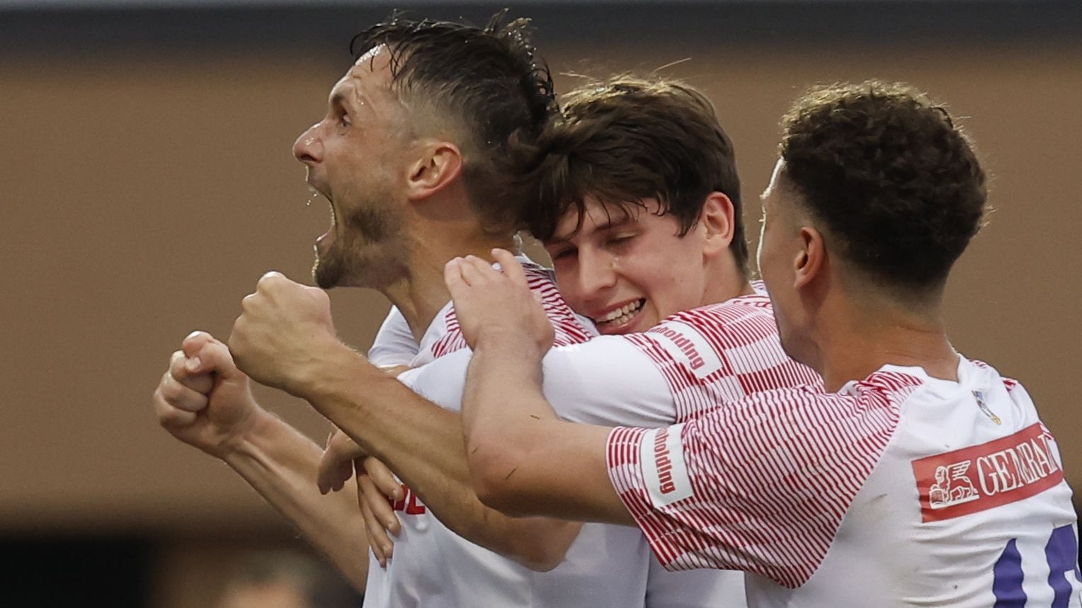 Die Austria bejubelt den Einzug in den Europacup. 