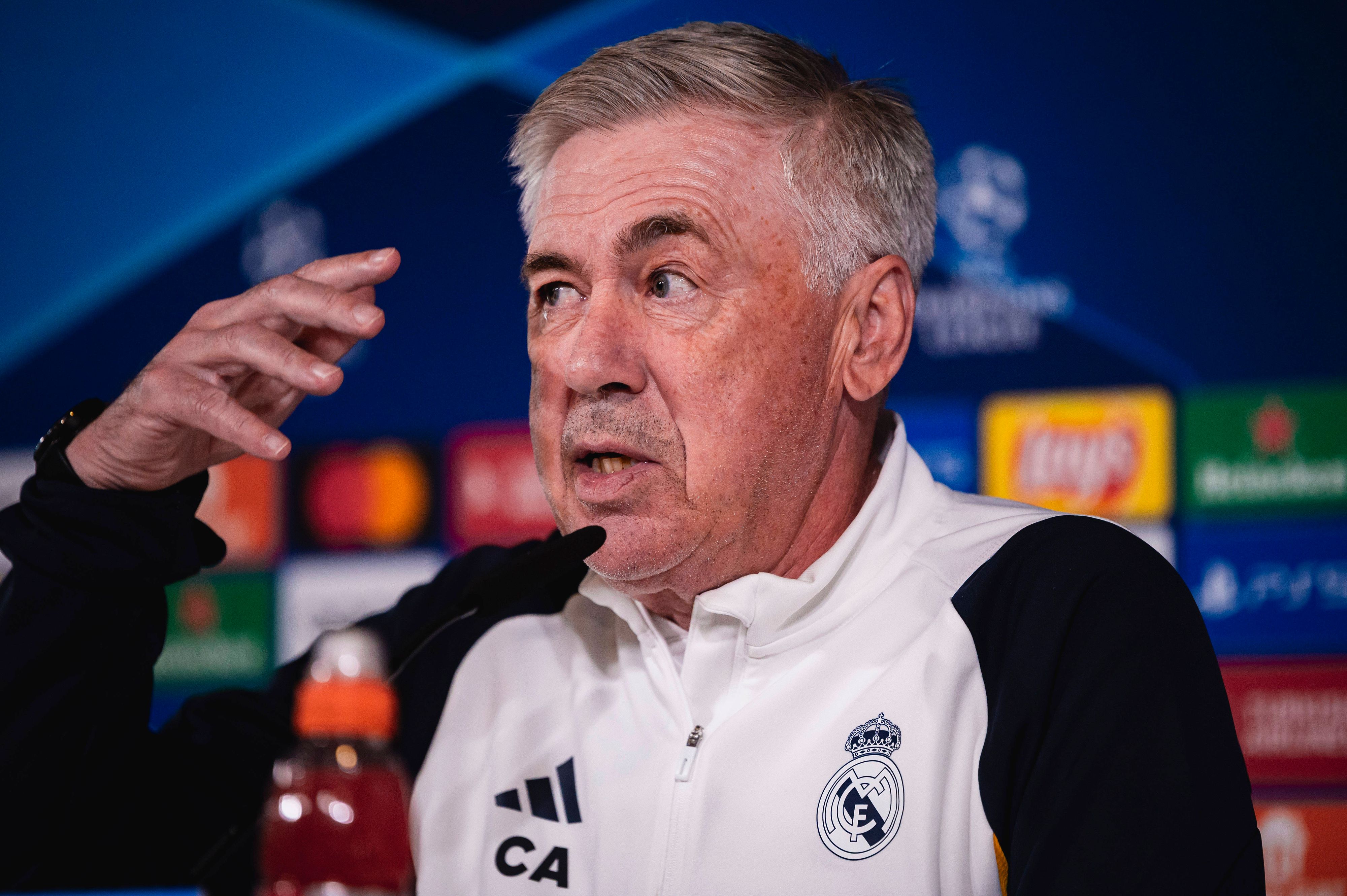 Real-Trainer Carlo Ancelotti wird seine Laufbahn bei Real Madrid beenden. 