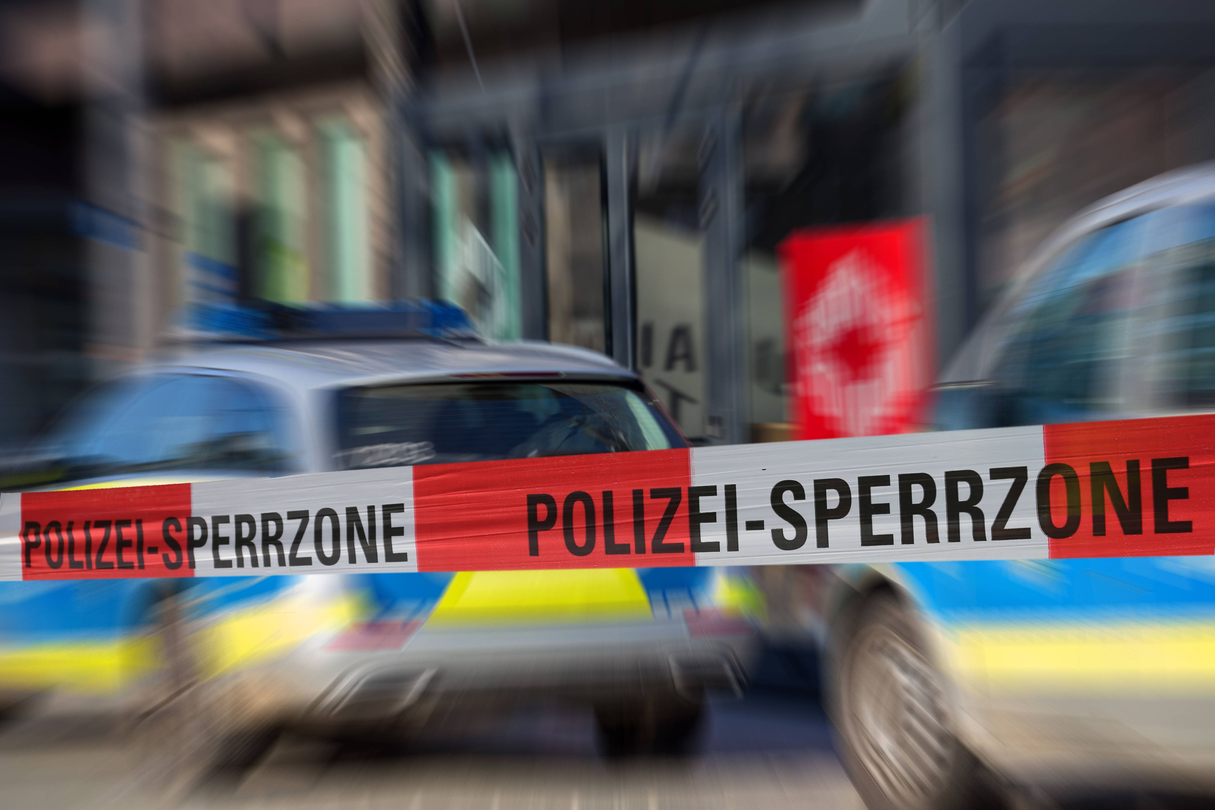 In Neustrelitz ist die Leiche eine Frau entdeckt worden. (Symbolbild)