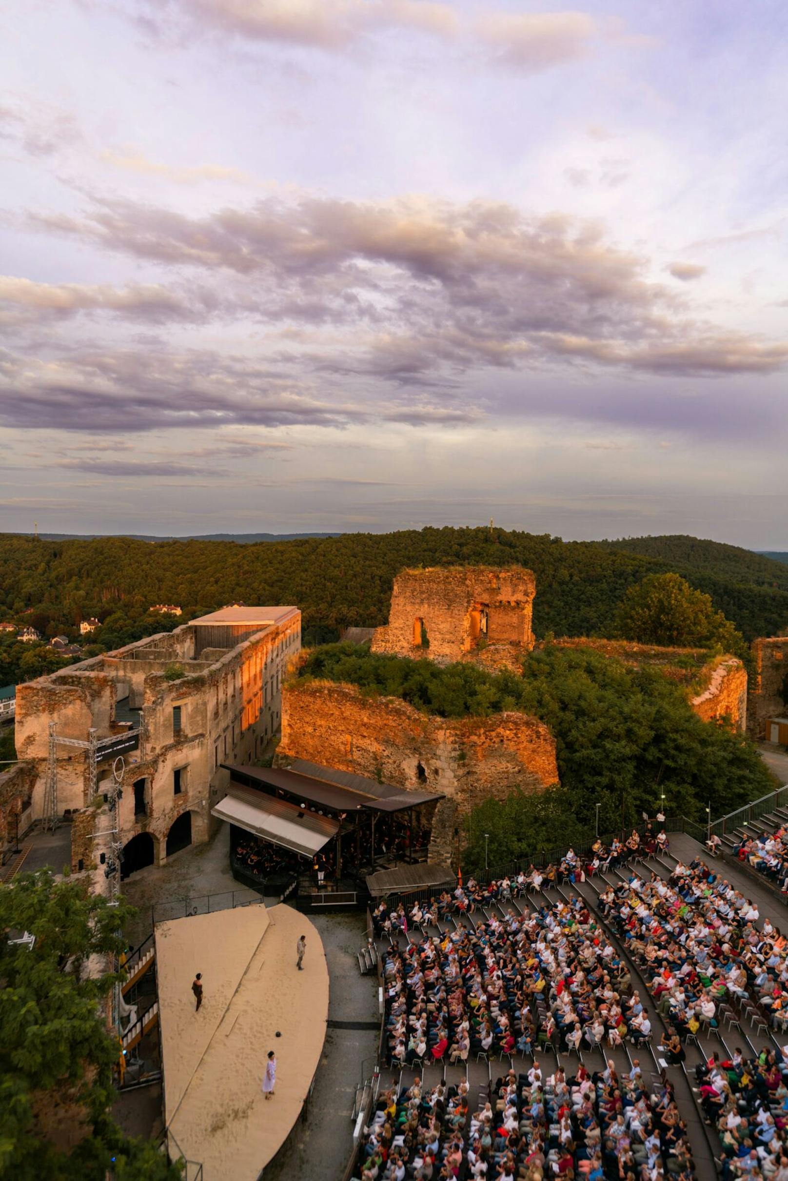 Oper Burg Gars: L'elisir d'amore - Der Liebestrank, 13. Juli