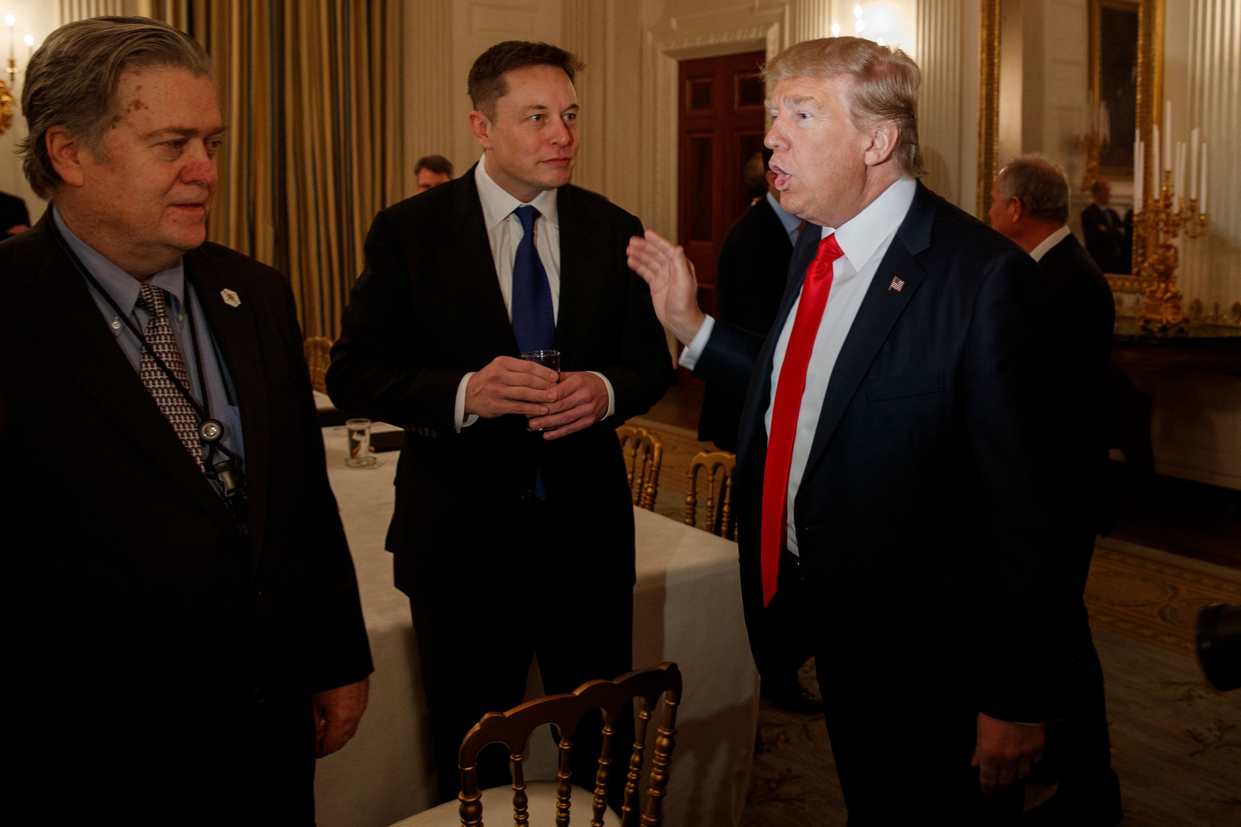 Ex-Präsident Donald Trump und X-Chef Elon Musk sollen ein gutes Verhältnis miteinander haben. (Archivbild)