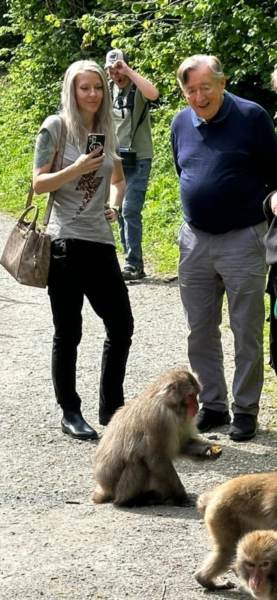 Simone Reiländer und Richard Lugner machten einen Ausflug auf den Affenberg in Kärnten