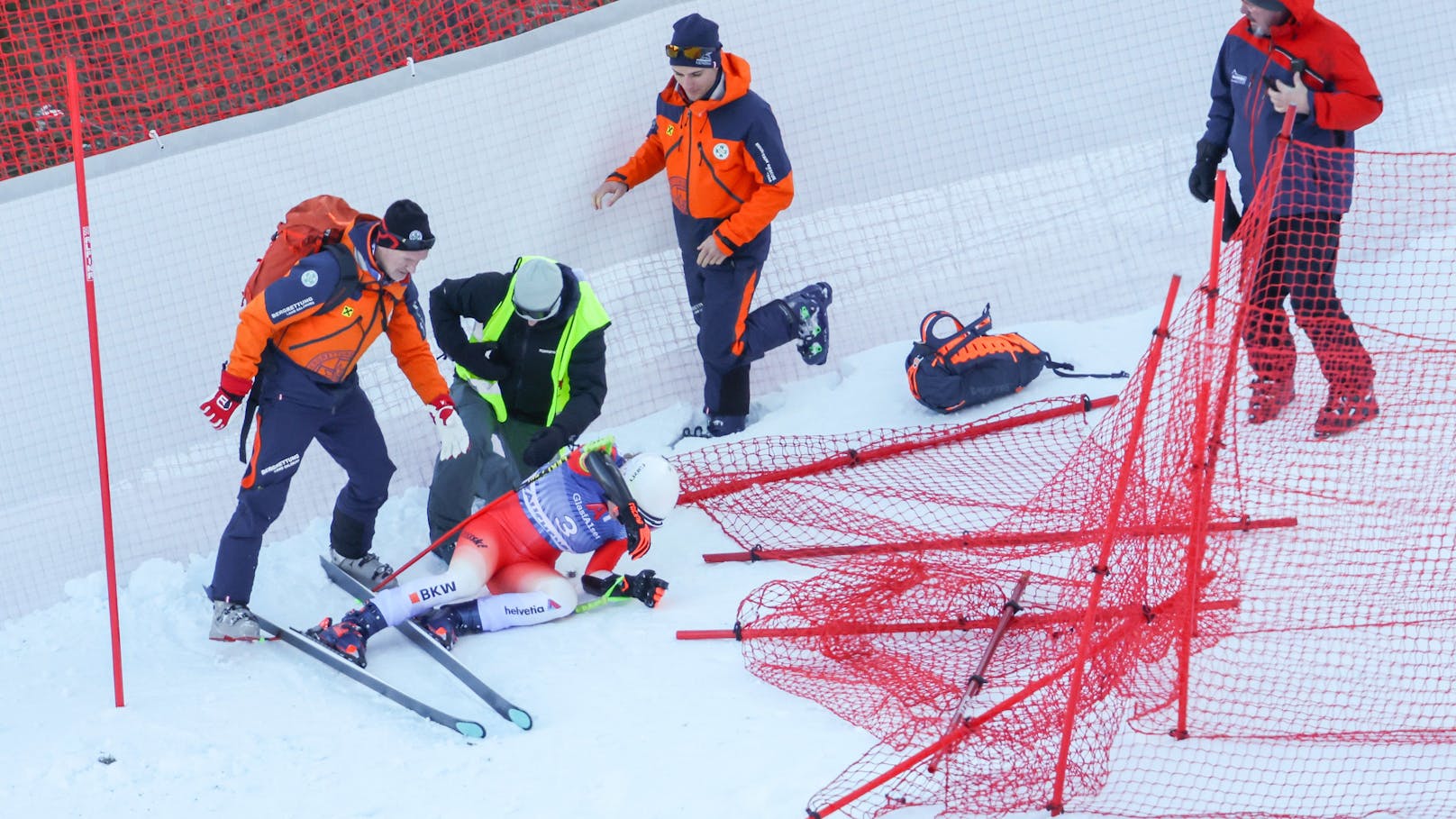 Keine Krücken mehr! Ski-Weltmeisterin gibt Update