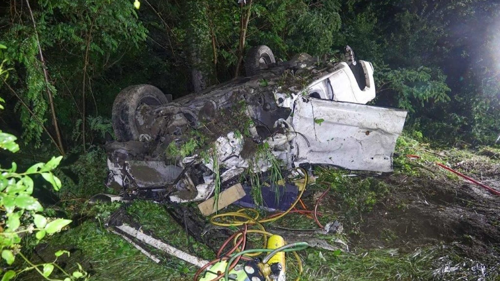 Vier Tote bei Crash – völlig unklar, wer Pickup lenkte