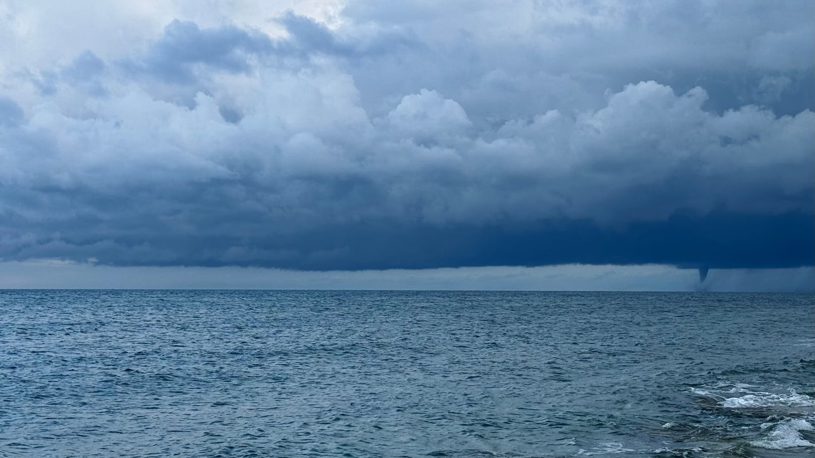 Tornado-Alarm! Superzelle in kroatischer Urlaubsregion