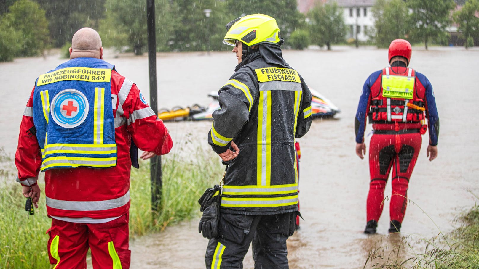 Die Hochwasser-Lage und Bayern und Baden-Württemberg spitzt sich immer weiter zu.  