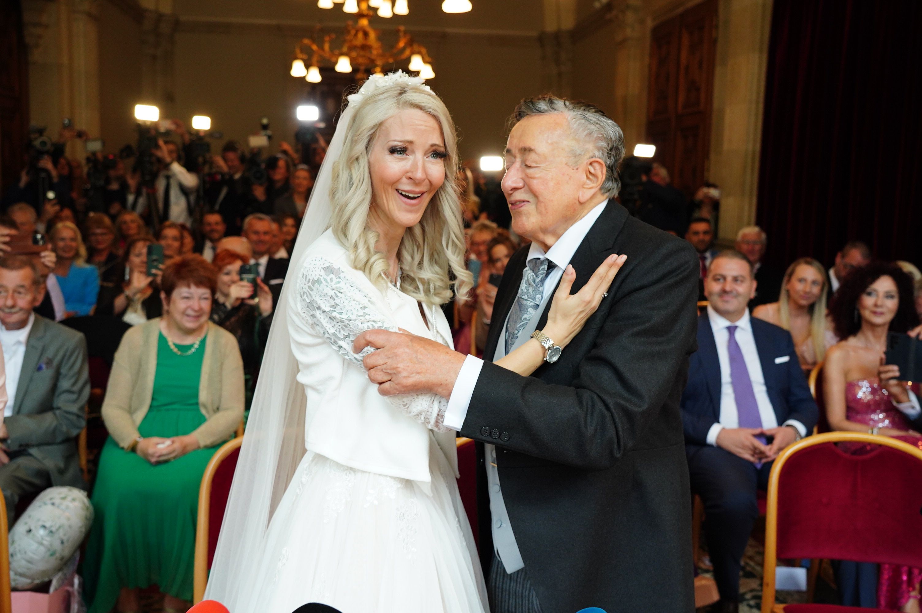 Simone und Richard Lugner sagten am 1. Juni 