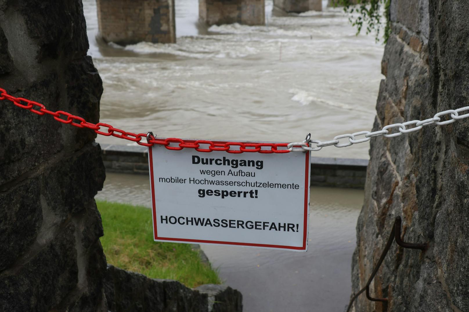 Die Innlände wurde vorsorglich gesperrt.