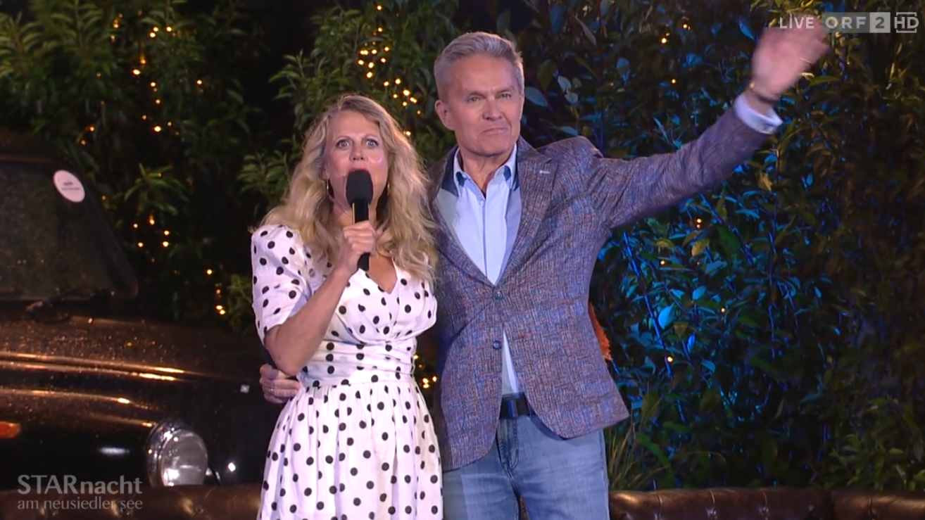Barbara Schöneberger überraschte das Publikum mit Alfons Haider im ORF.
