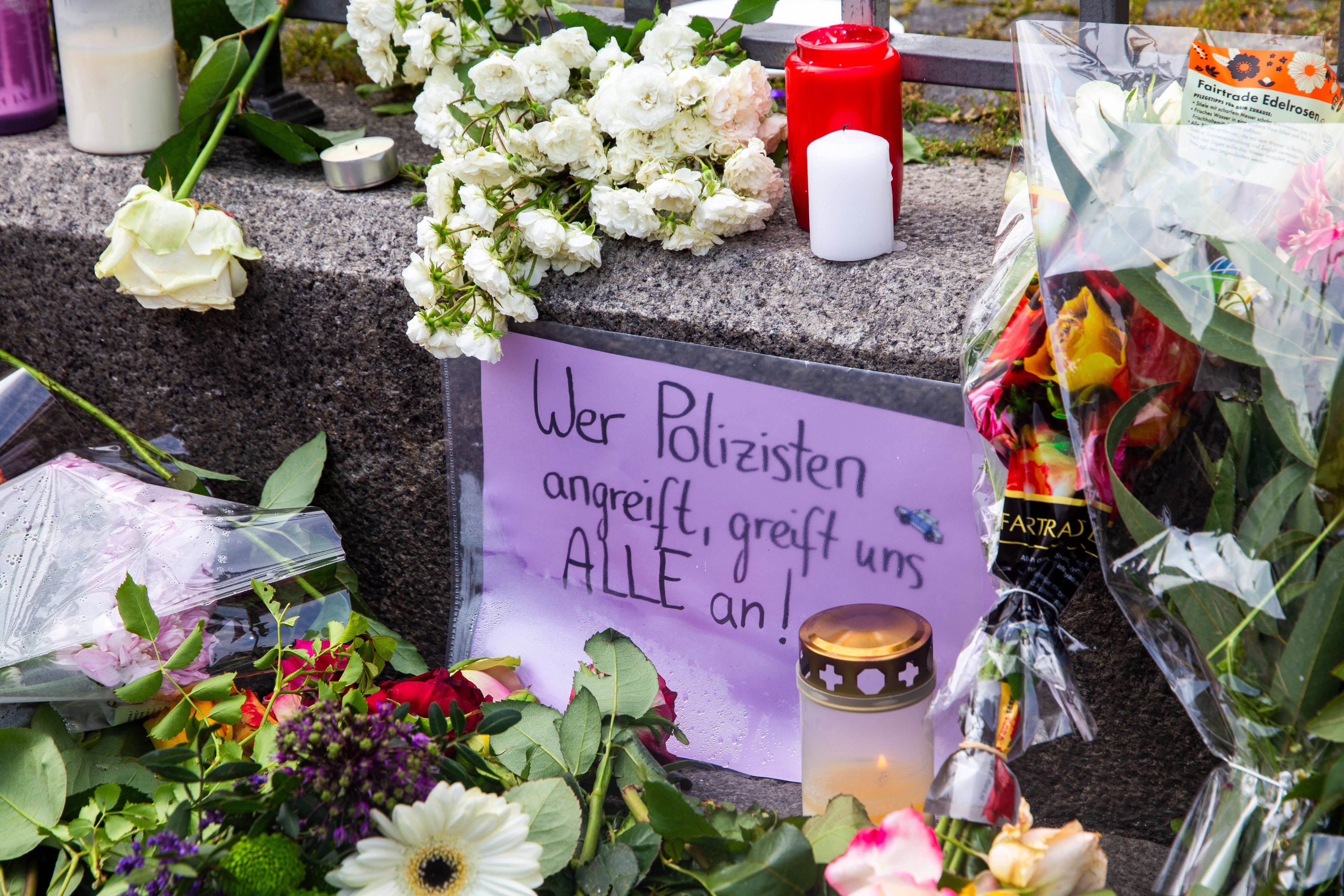 Die Bestürzung über den Tod des jungen Polizisten, ist groß. 