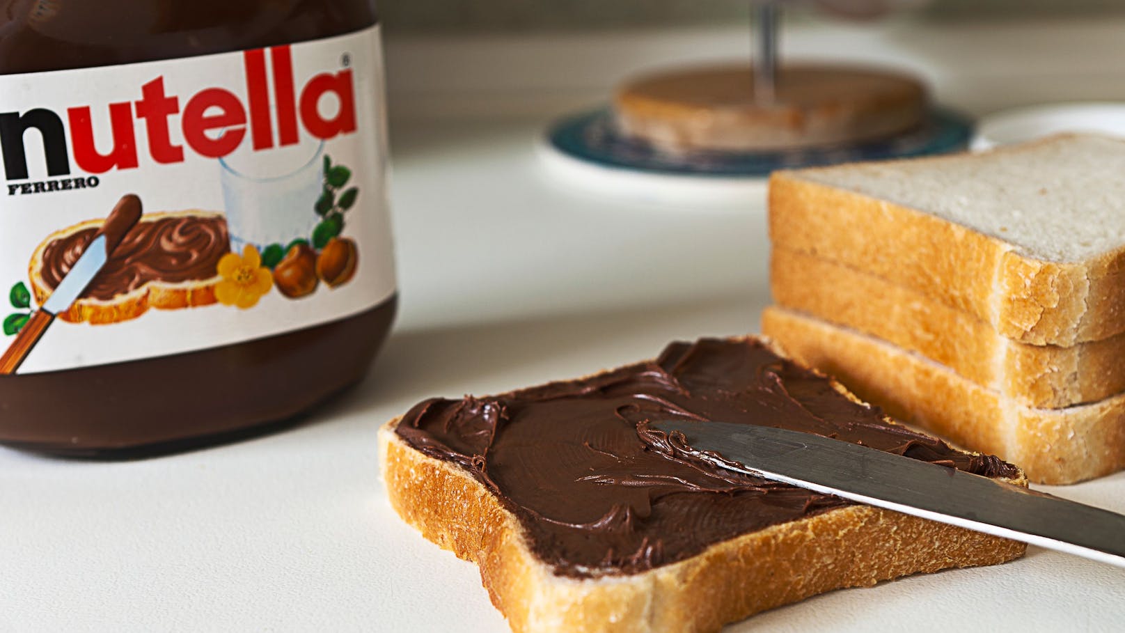 Ferrero wagt eine Neuvariante des Kult-Brotaufstrichs Nutella.