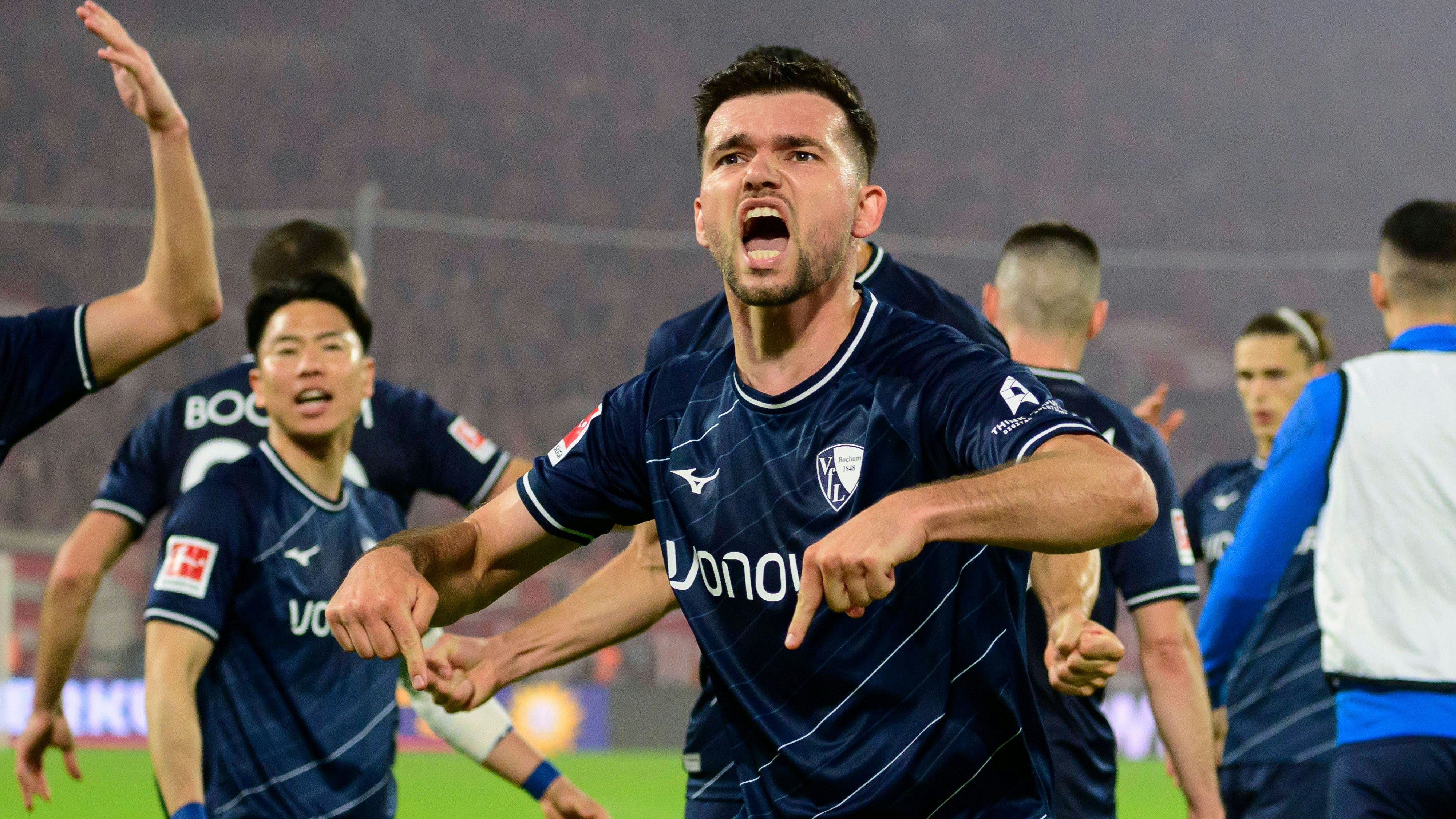 Auf Instagram verabschiedete sich der Bochum-Held von den Fans.