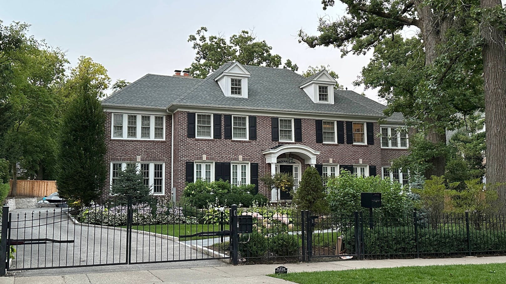 Die gigantische Villa aus "Kevin - Allein zu Haus" steht in Winnetka, einem Vorort von Chicago.