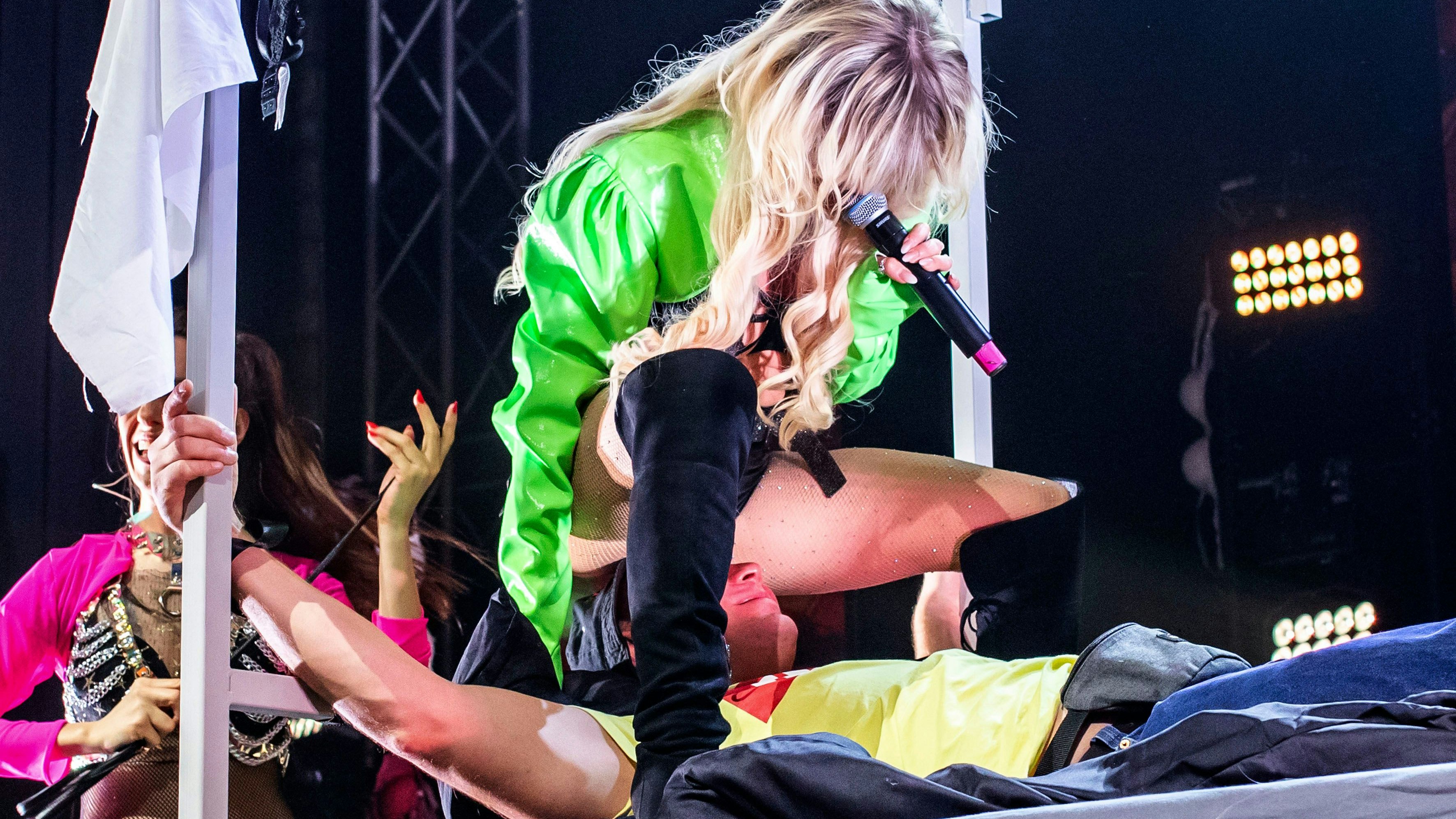 Mia Julia zog bei einem Auftritt in Dresden alle Register.