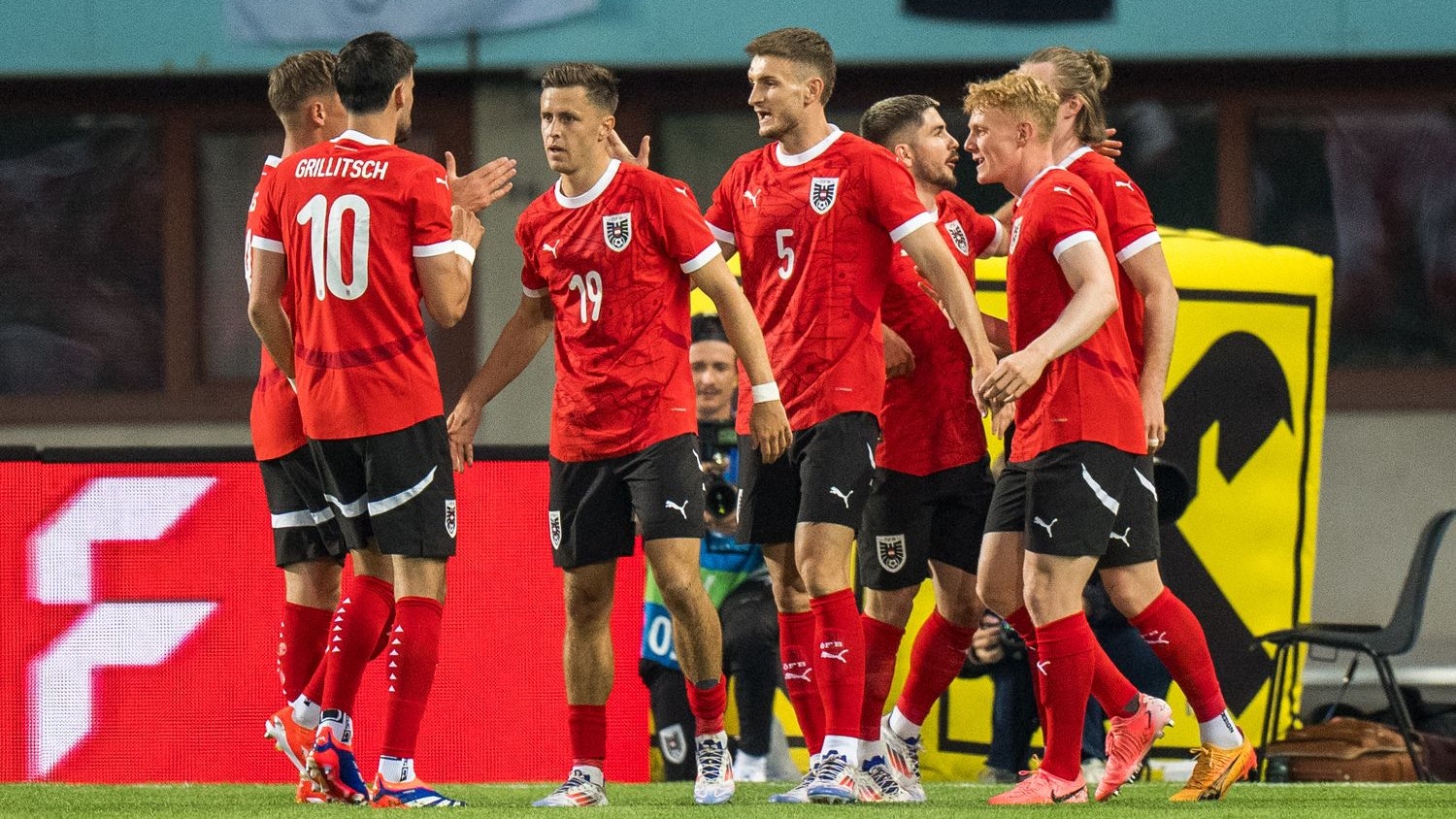 Österreich jubelt gegen Serbien früh