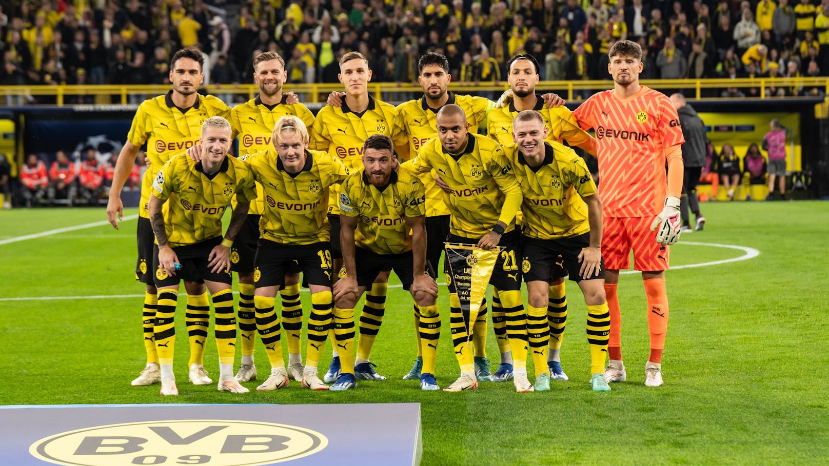 Absurde Strafe! Dortmund-Star zu spät bei Ankick