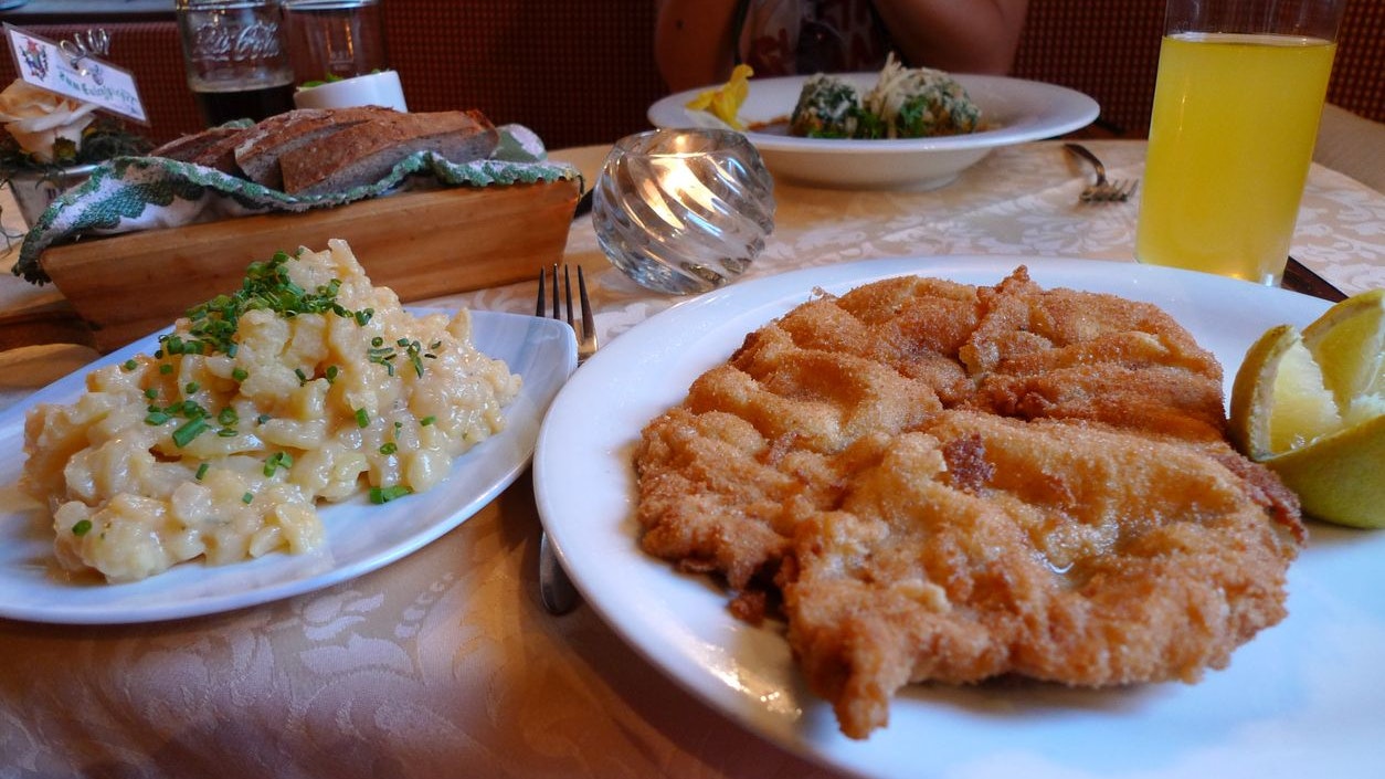 Die Gasthäuser sollen trotz Pleite weitergeführt werden. (Symbolbild)