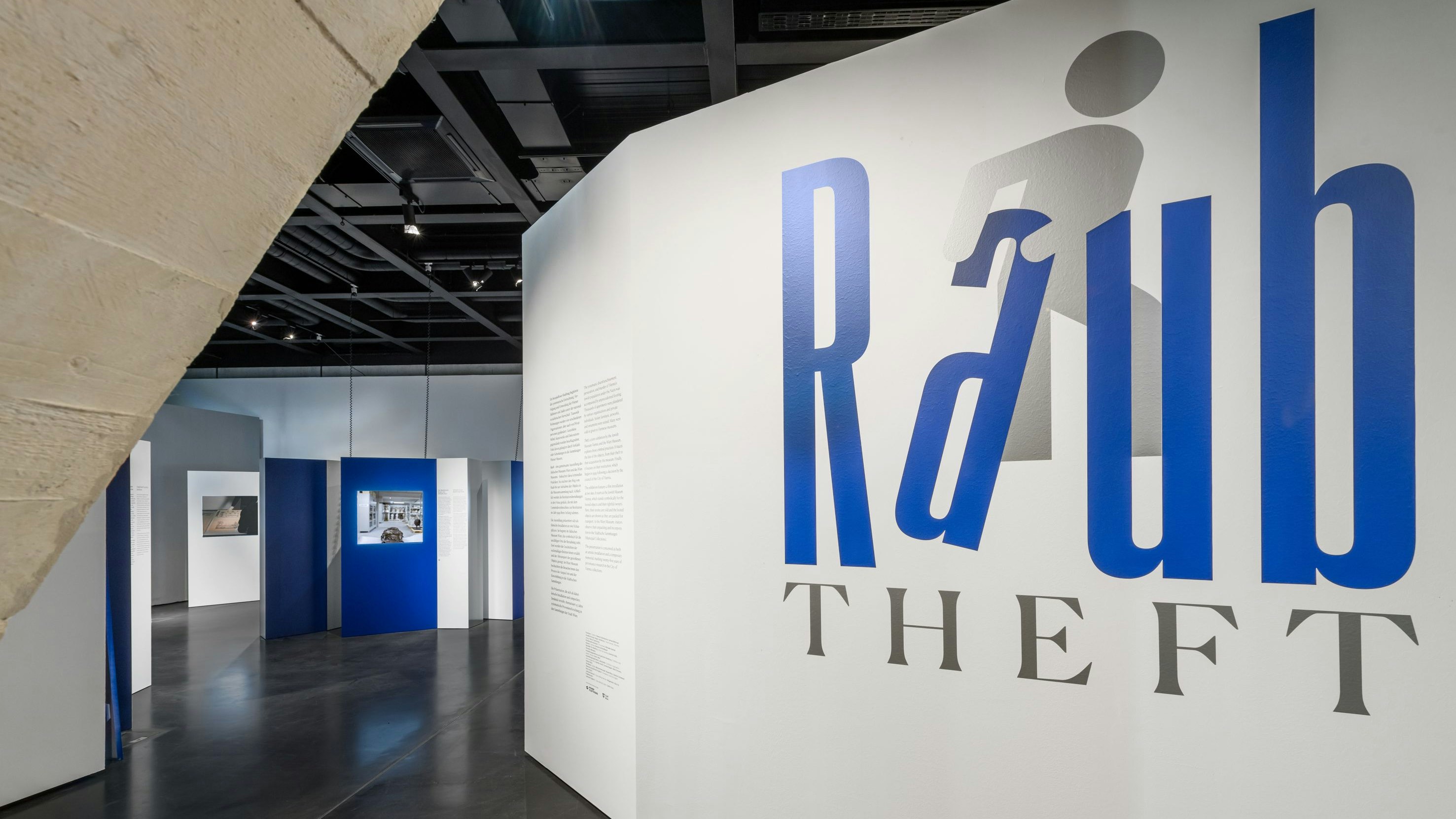 Der "Raub" findet im jüdischen Museum statt.