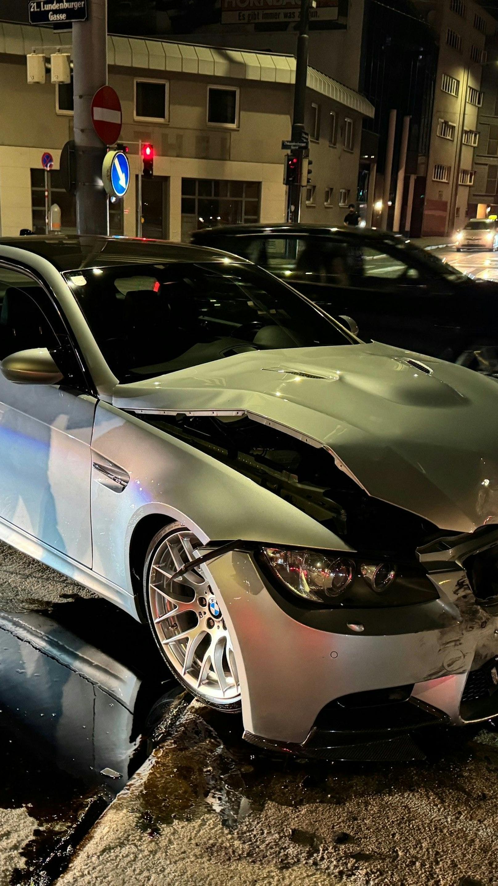 Wiener schrottet seltenen BMW M3 in Floridsdorf