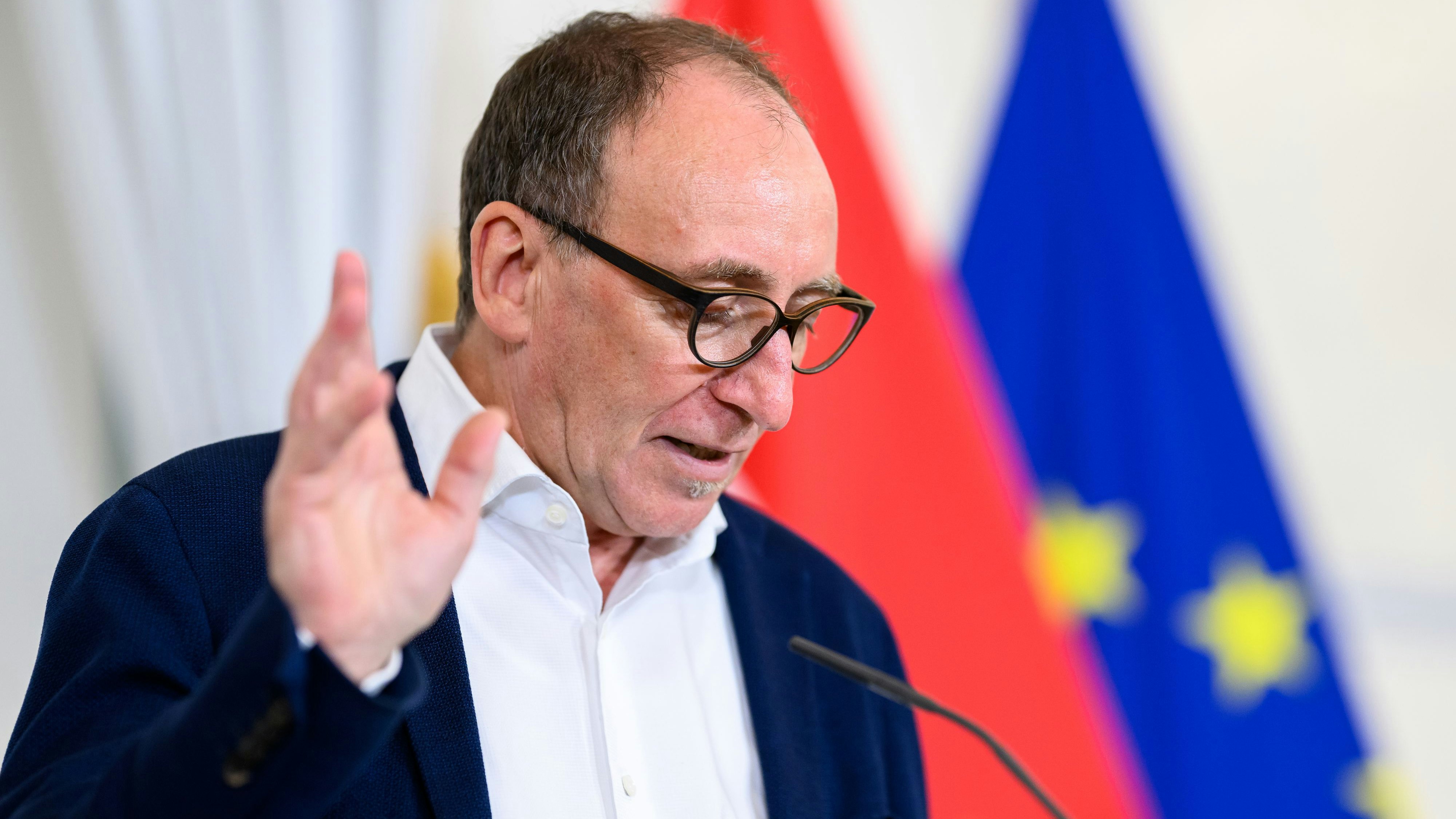 Heute.at - Enorm anspruchsvoll – Minister Rauch macht Ansage