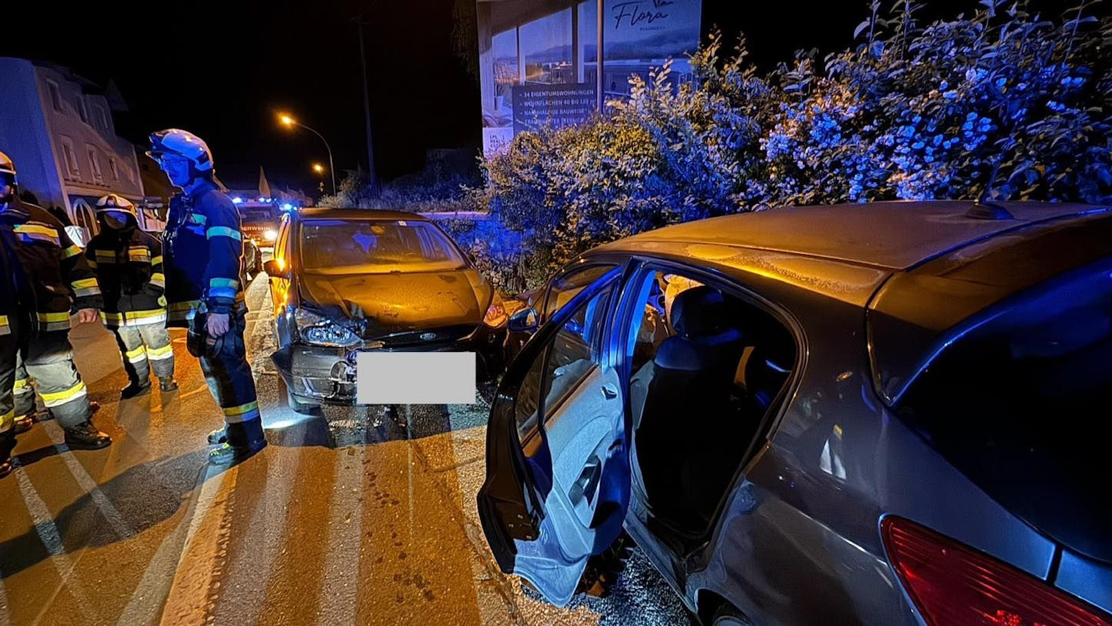 Hase auf Straße – Autofahrer ohne Schein baut Crash