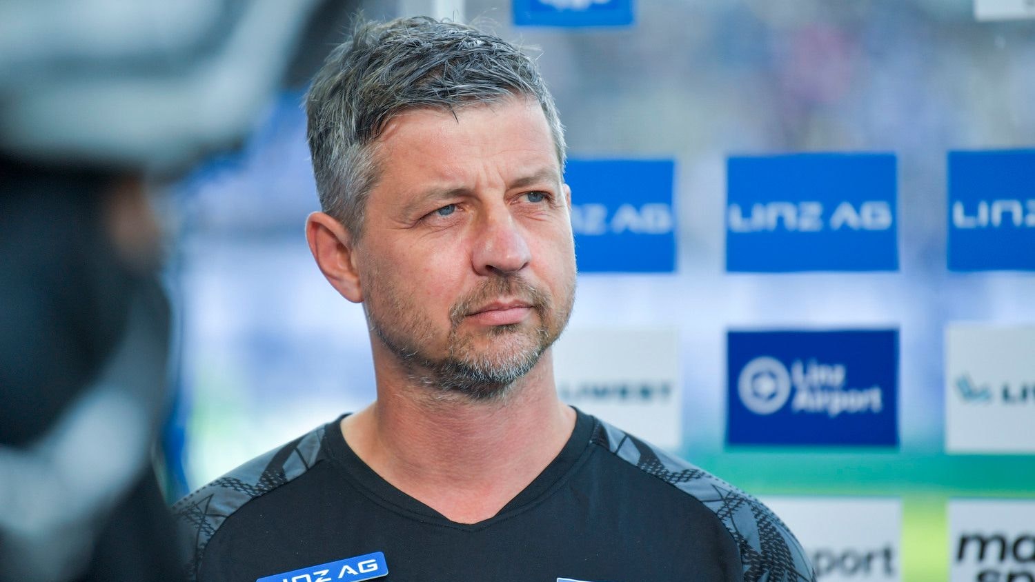 Gerald Scheiblehner bleibt scheinbar Trainer von Blau-Weiß Linz. 