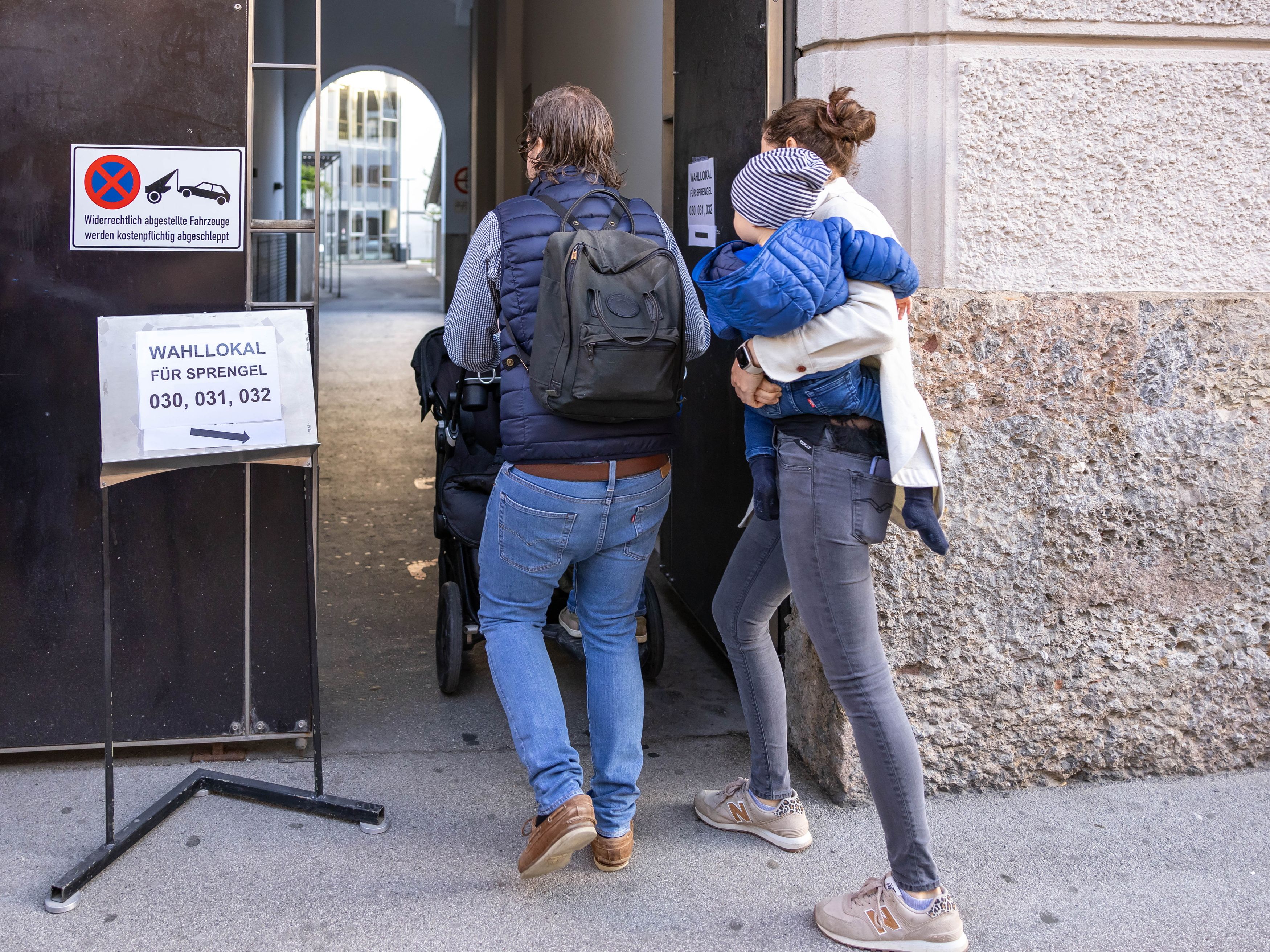 In Kürze kommt das echte Ergebnis zur EU-Wahl.