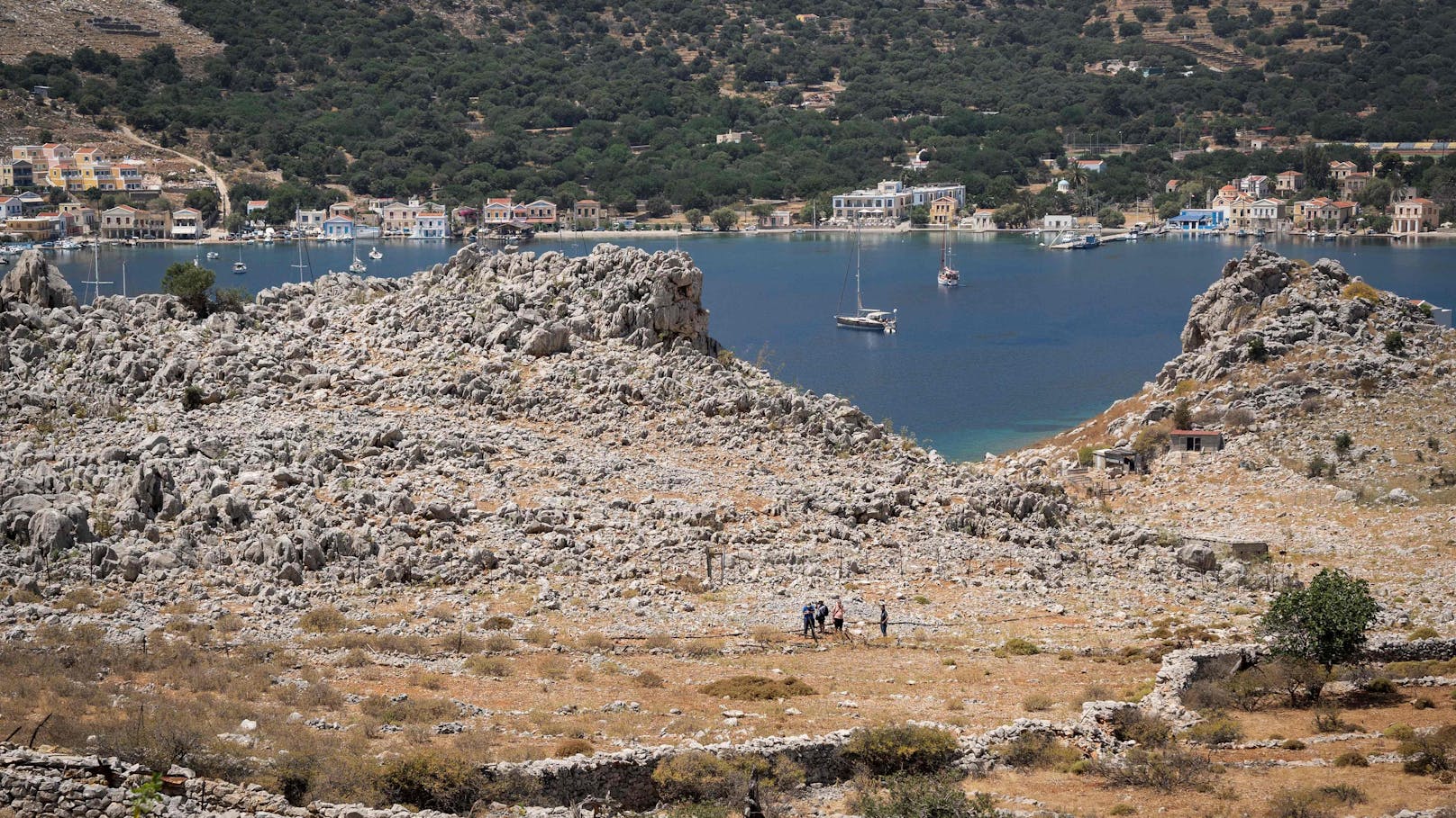 Auf der Griecheninsel Symi (bei Rhodos) verschwand der BBC-Star am Mittwoch bei einer Wanderung.