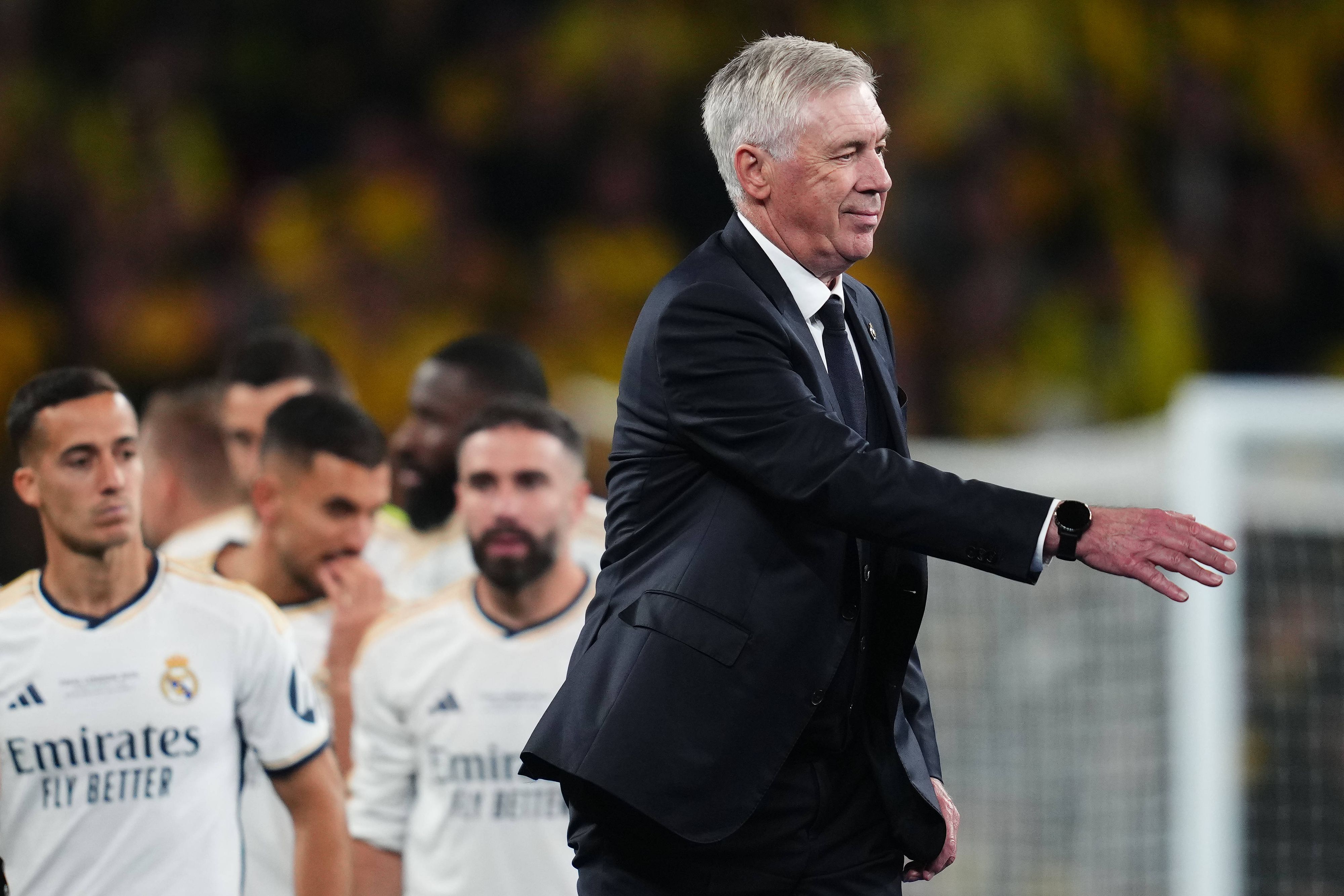 Real Madrid pfeift Carlo Ancelotti zurück.