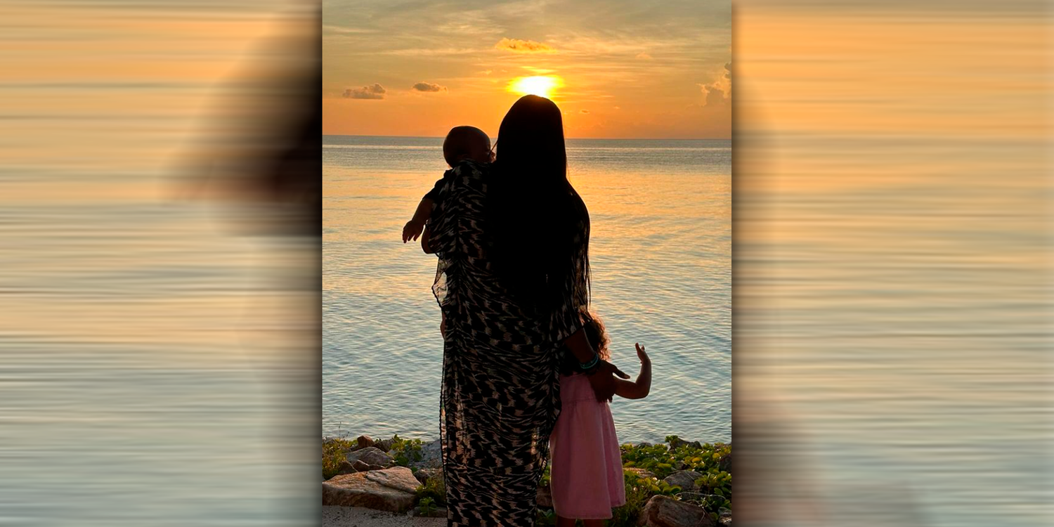 Naomi Campbell mit ihren zwei Kindern.