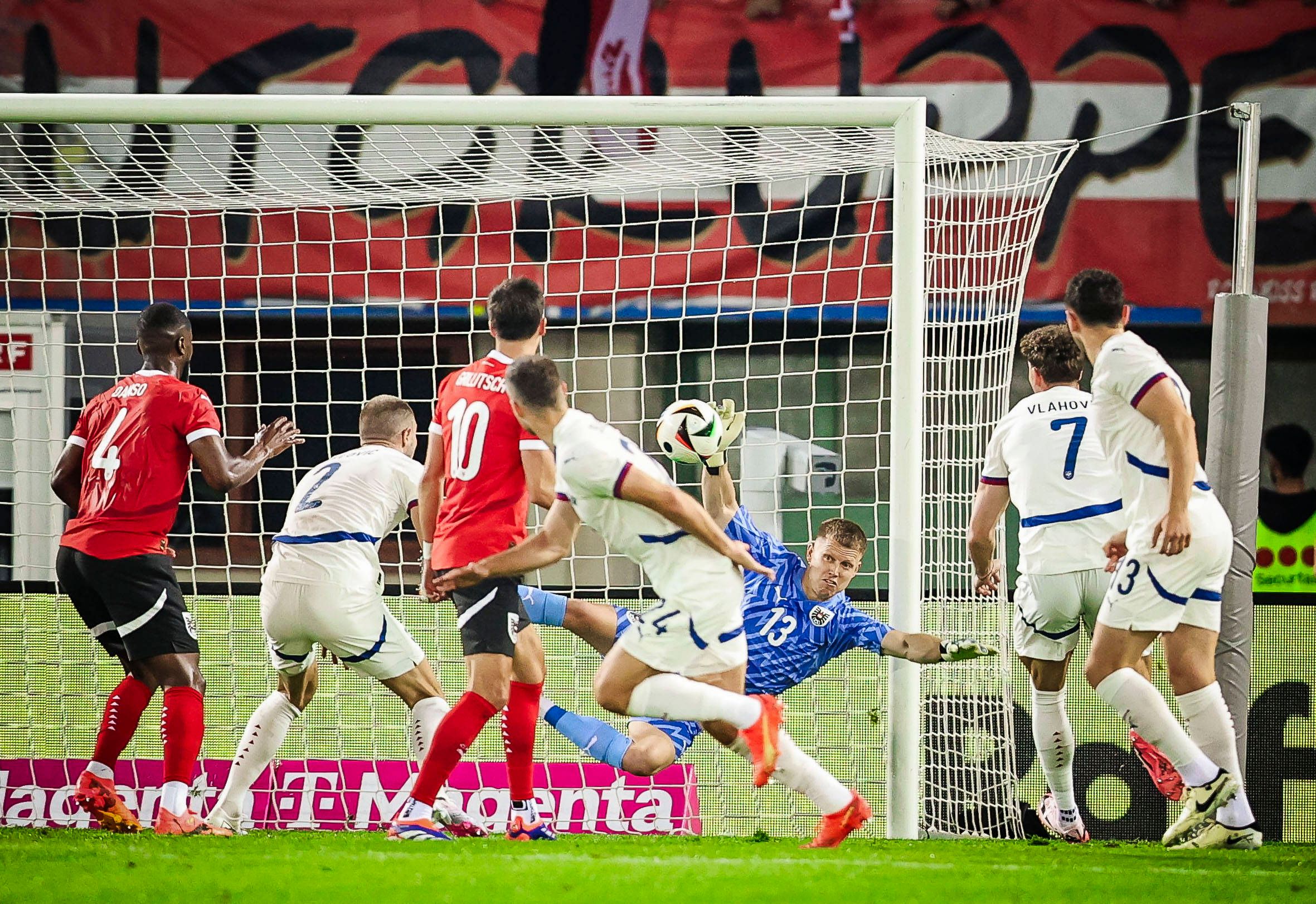 Patrick Pentz beim Testsieg gegen Serbien in Wien.