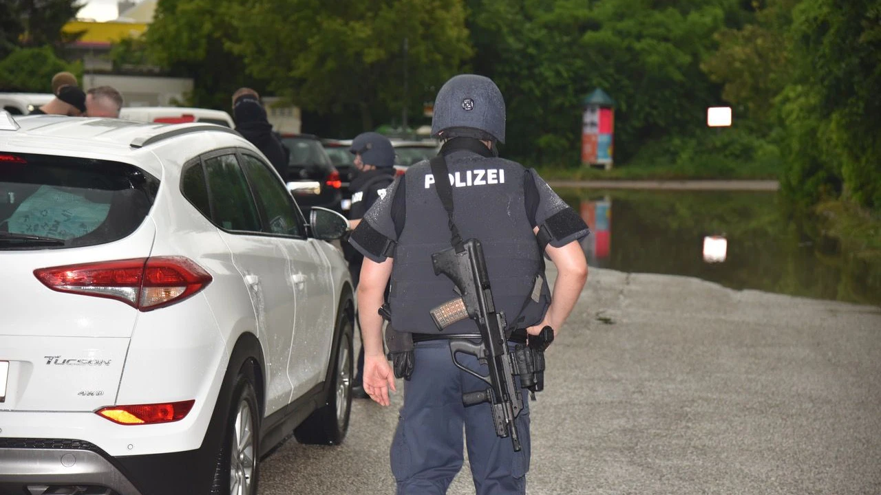 Wohnblock abgeriegelt: Cobra-Einsatz in Baden